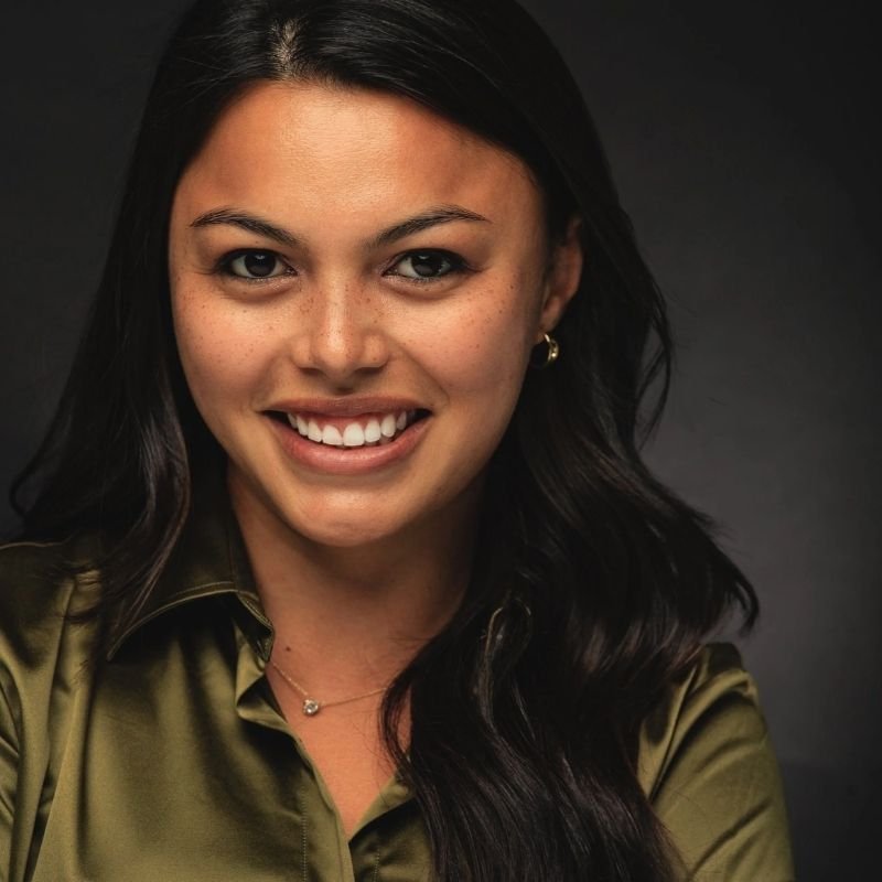 Daniella Mohazab, Filipino therapist specializing in burnout therapy and holistic care in Los Angeles