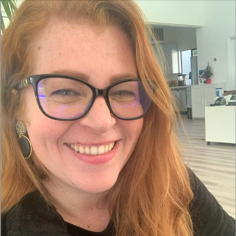 an image of kathleen day, lmft smiling representing great emdr therapy for millennials and lgbt couples in los angeles and san francisco
