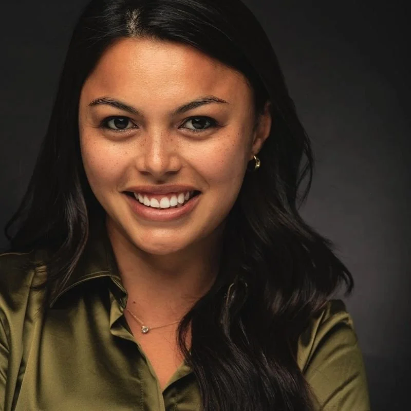 Daniella Mohazab, Filipino therapist specializing in burnout and anxiety for professionals in California