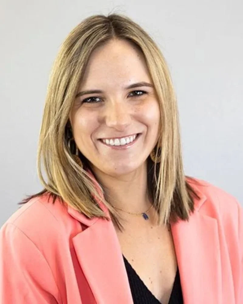 Alexis Harney, LMFT, holistic burnout therapist in California and Florida