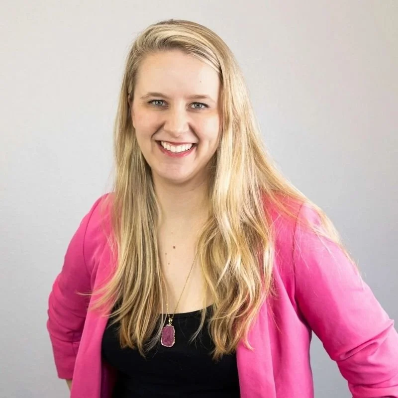 Laurel van der Toorn, LMFT, EMDRIA-certified EMDR therapist serving adults in San Francisco and Los Angeles