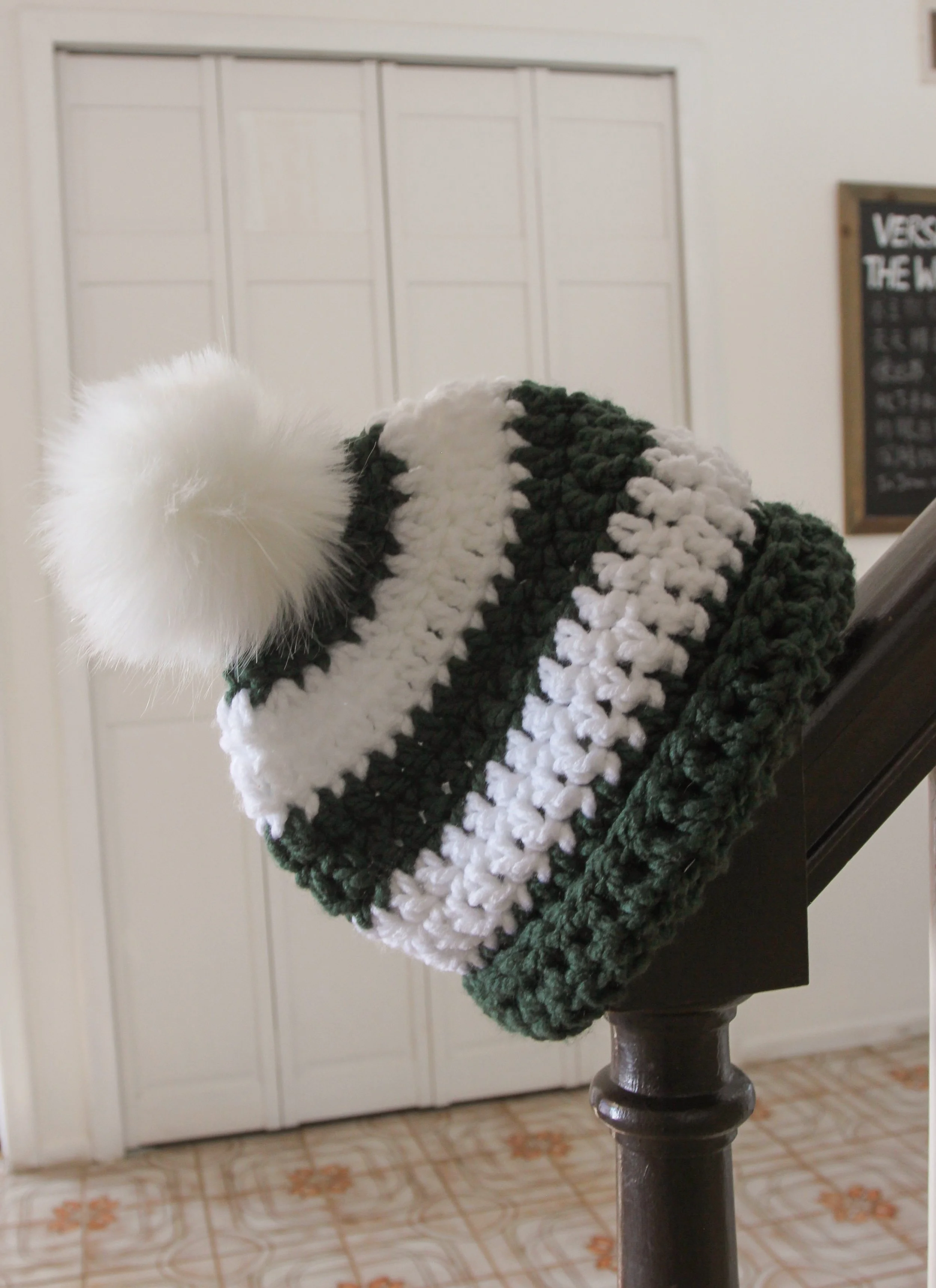 green & white beanie #3.JPG