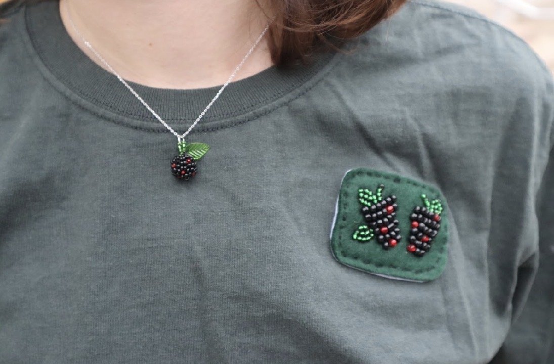 Blackberry shirt - green.jpg