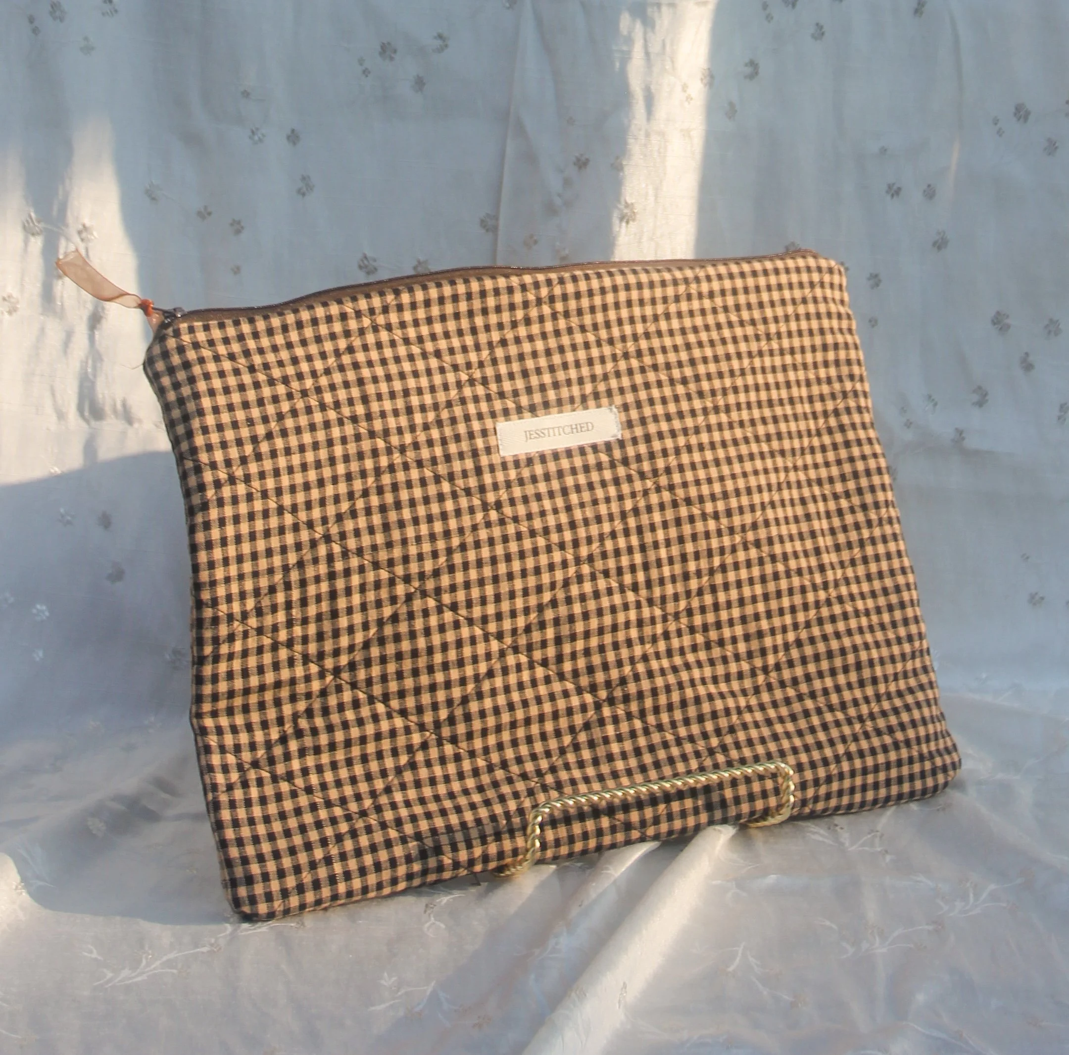 café laptop sleeve #2.JPG