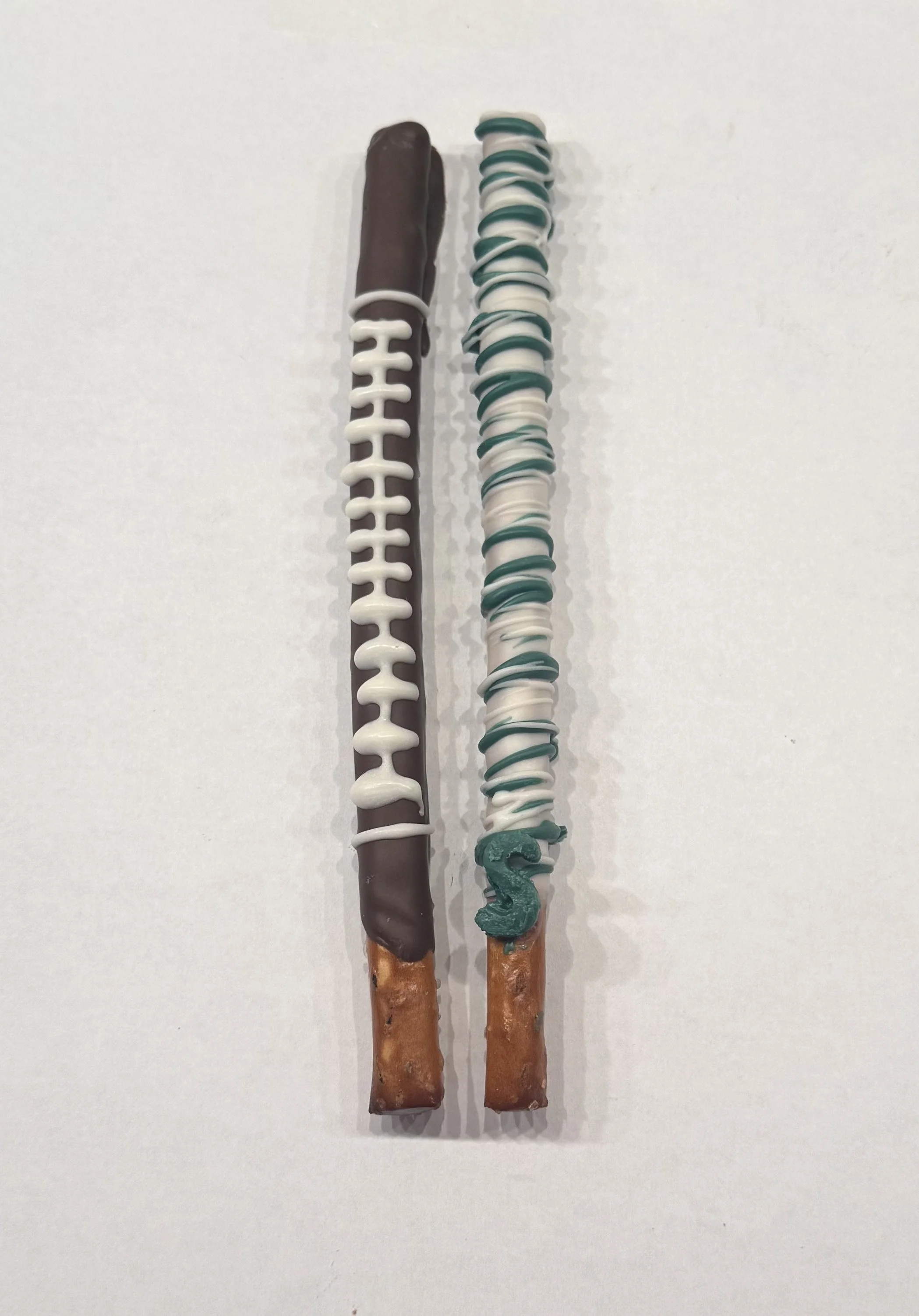 Dipped-Pretzel-Rod-_2_.jpg