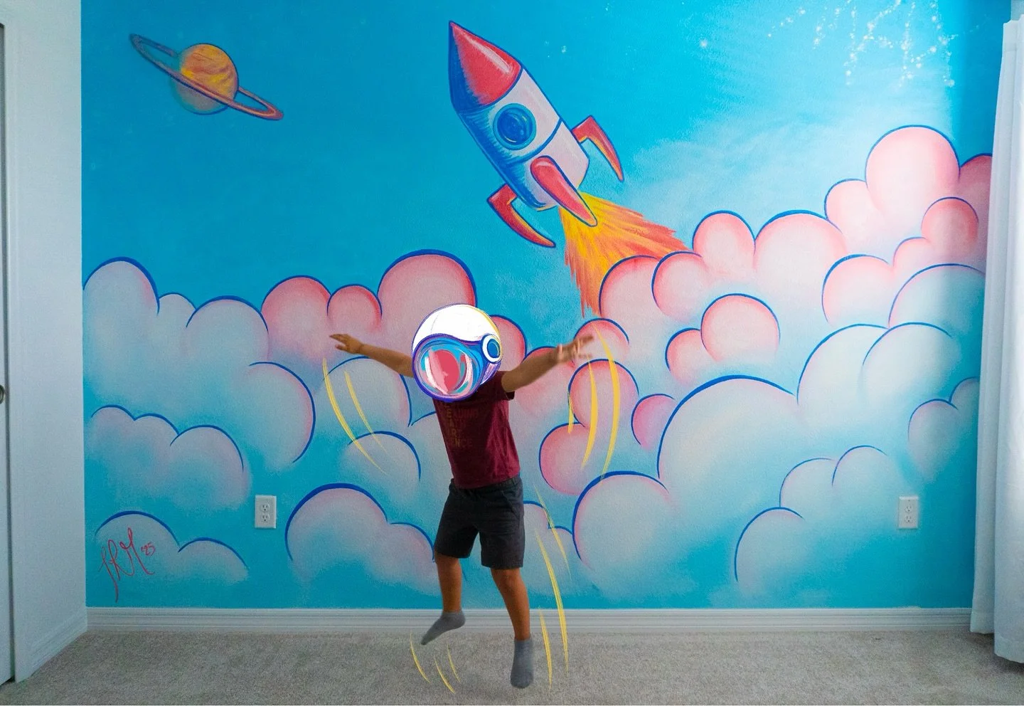 A cool bedroom mural for a cool lil astronaut 🚀🪐✨

I am at the edge of my seat, itching for another one to do. Whether it be for a local business, a kids bedroom/play room,  or literally any wall. Be one of the first to give Studio Hess a shot at g