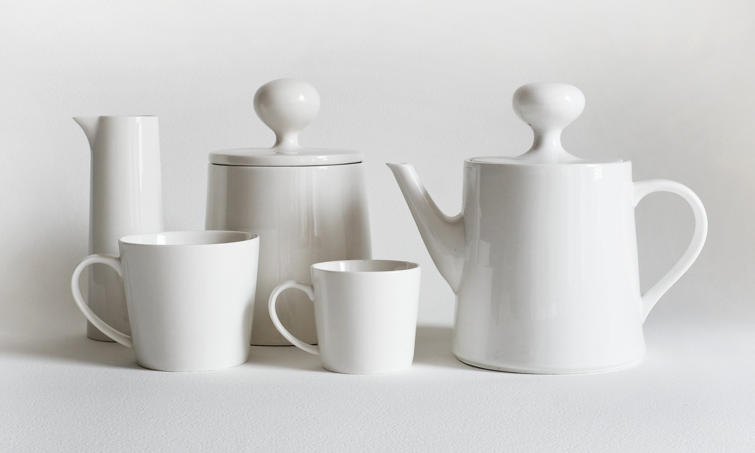 Camilla Lundsten WEB-A white porcelain set.jpg