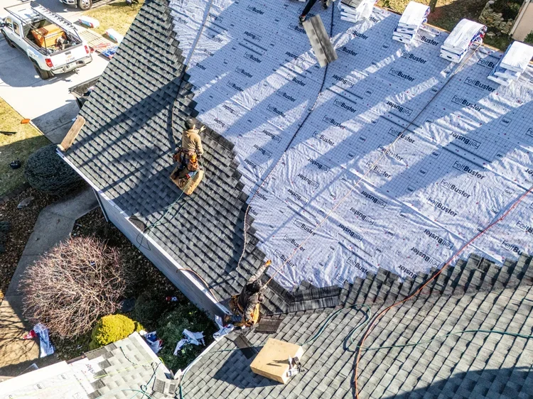 HOA-Approved Roofing in Fairfield Glade and Lake Tansi: Navigating Color and Material Restrictions