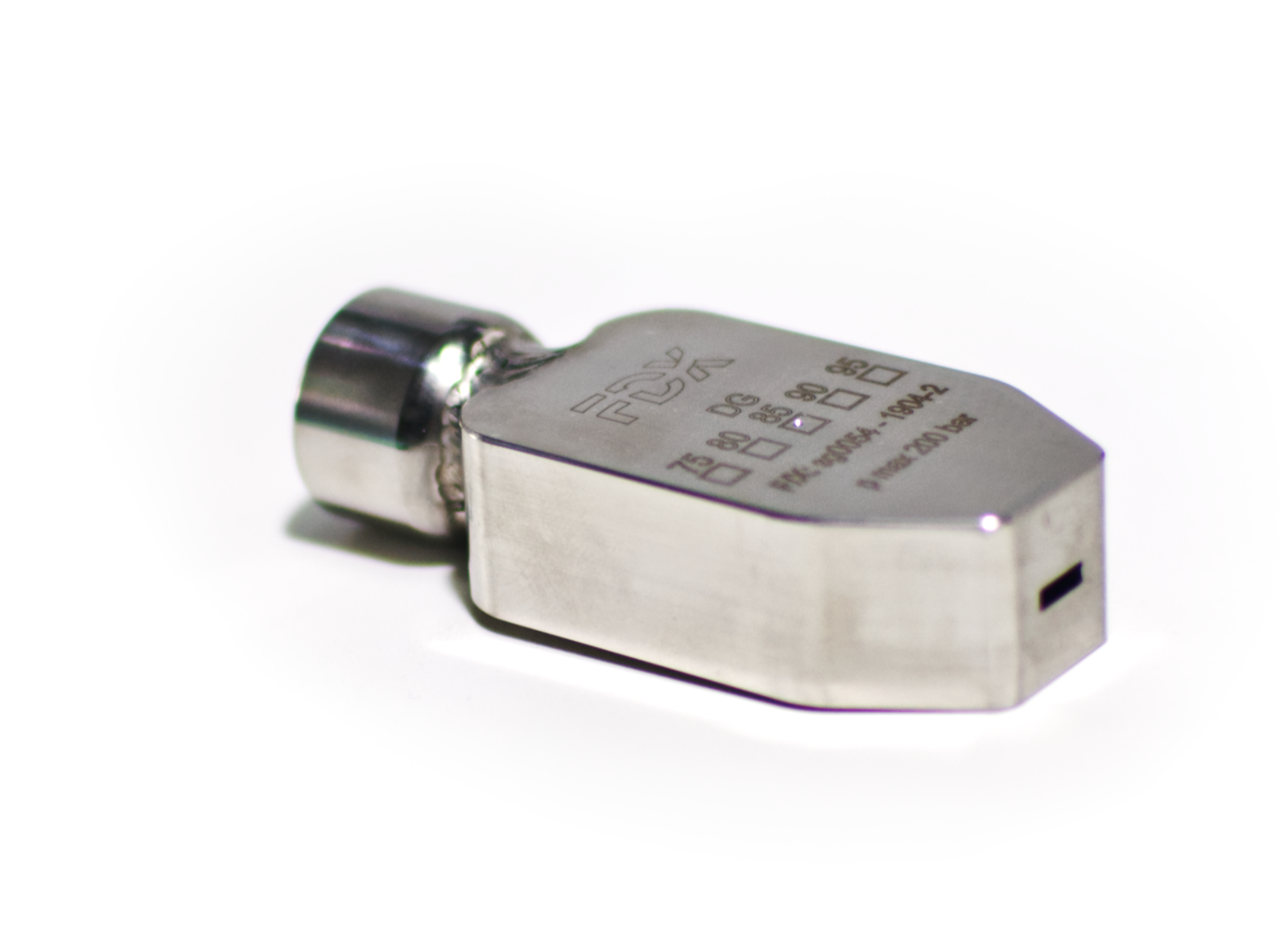 Close-up of an HPX-CZ OmniJet stainless steel oscillating high-pressure nozzle.