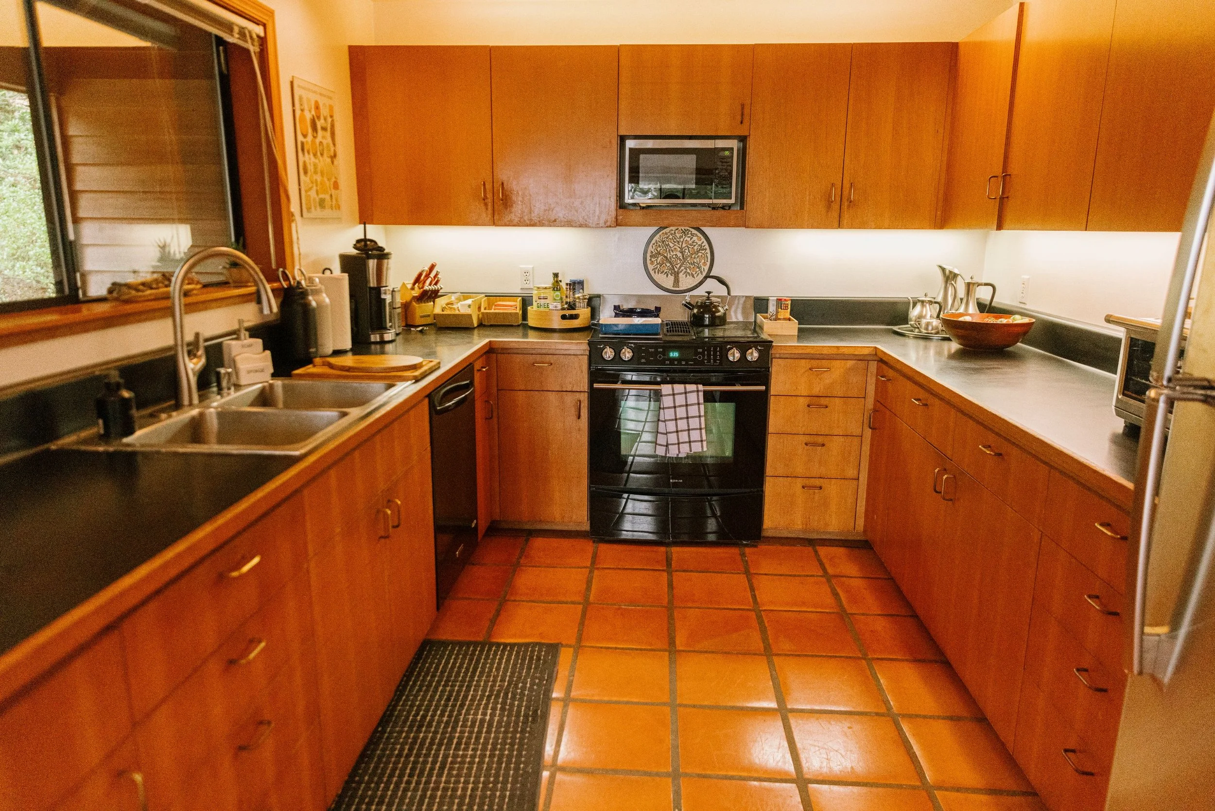 (Kitchen)