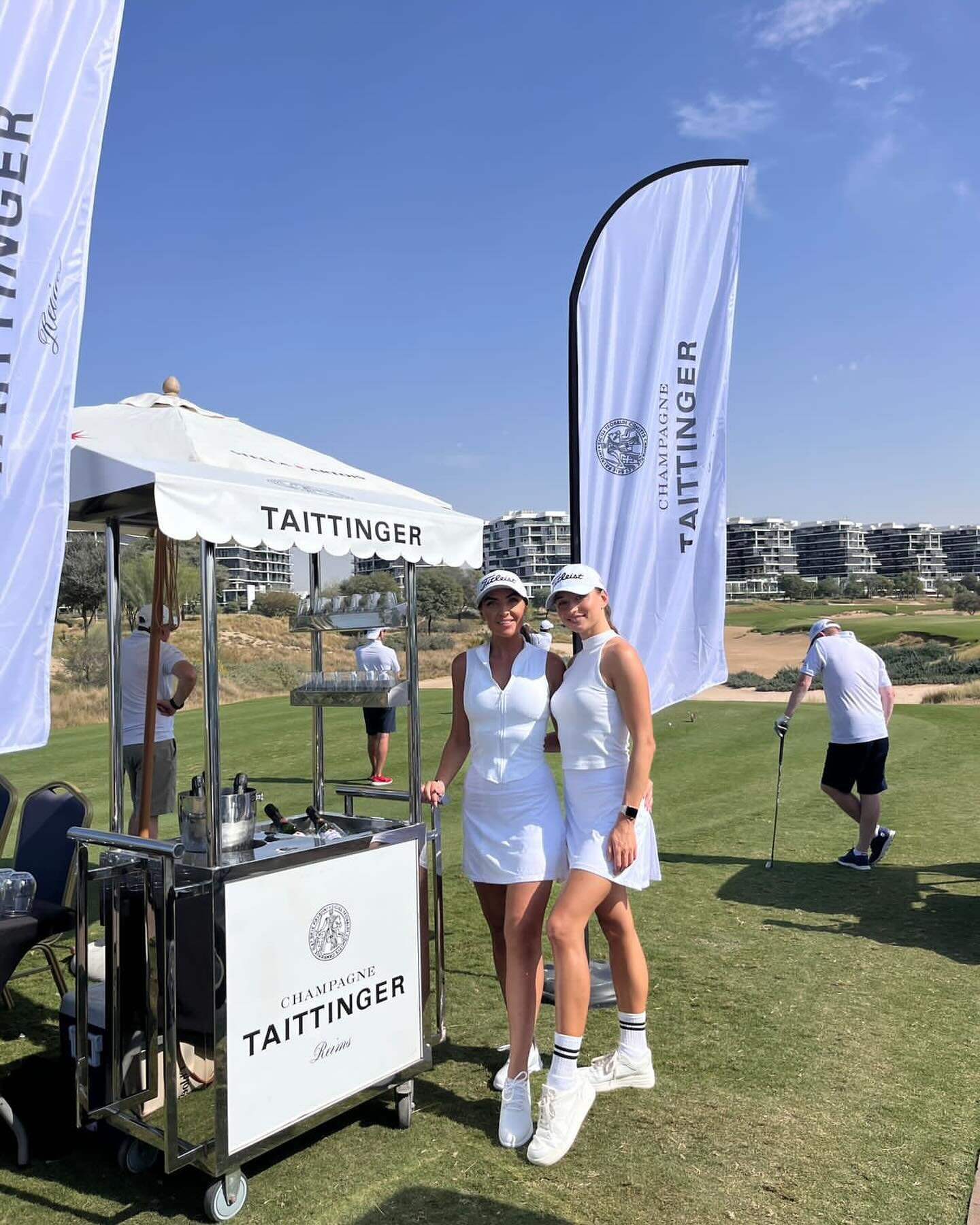 Golf and Tattinger Champagne, what's not to love 🍾