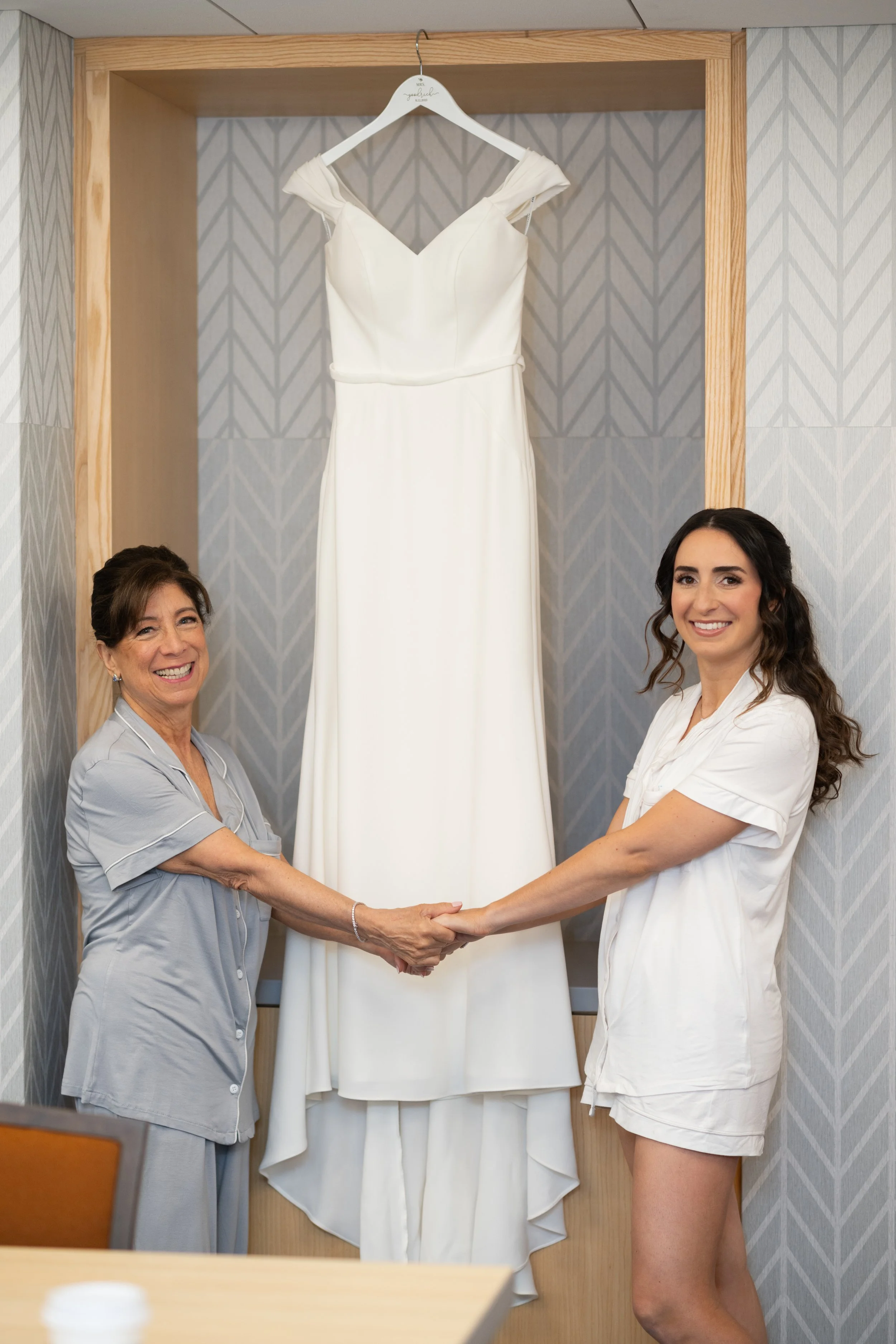 RJ-Wedding-102.jpg