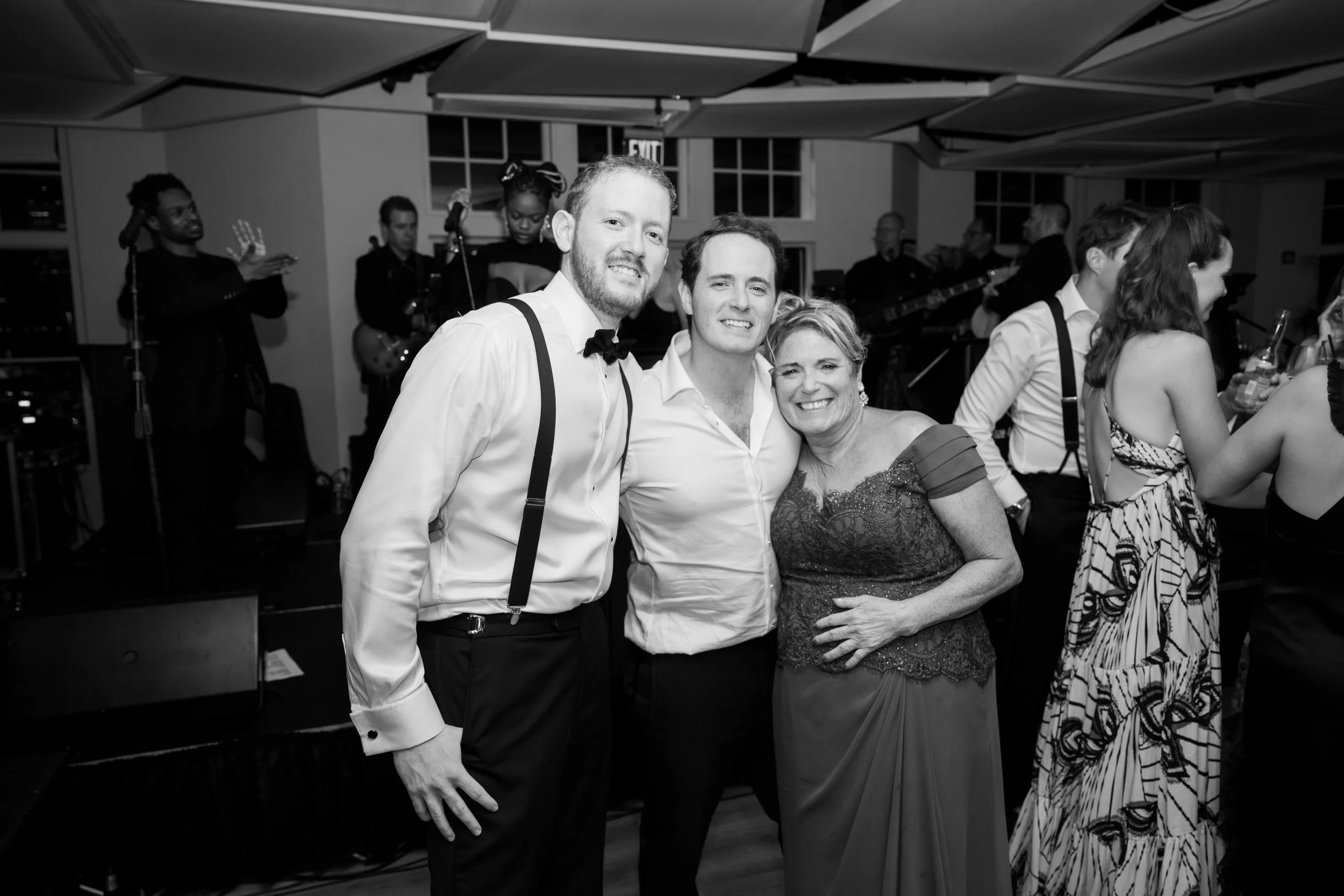 RJ-Wedding-1019.jpg