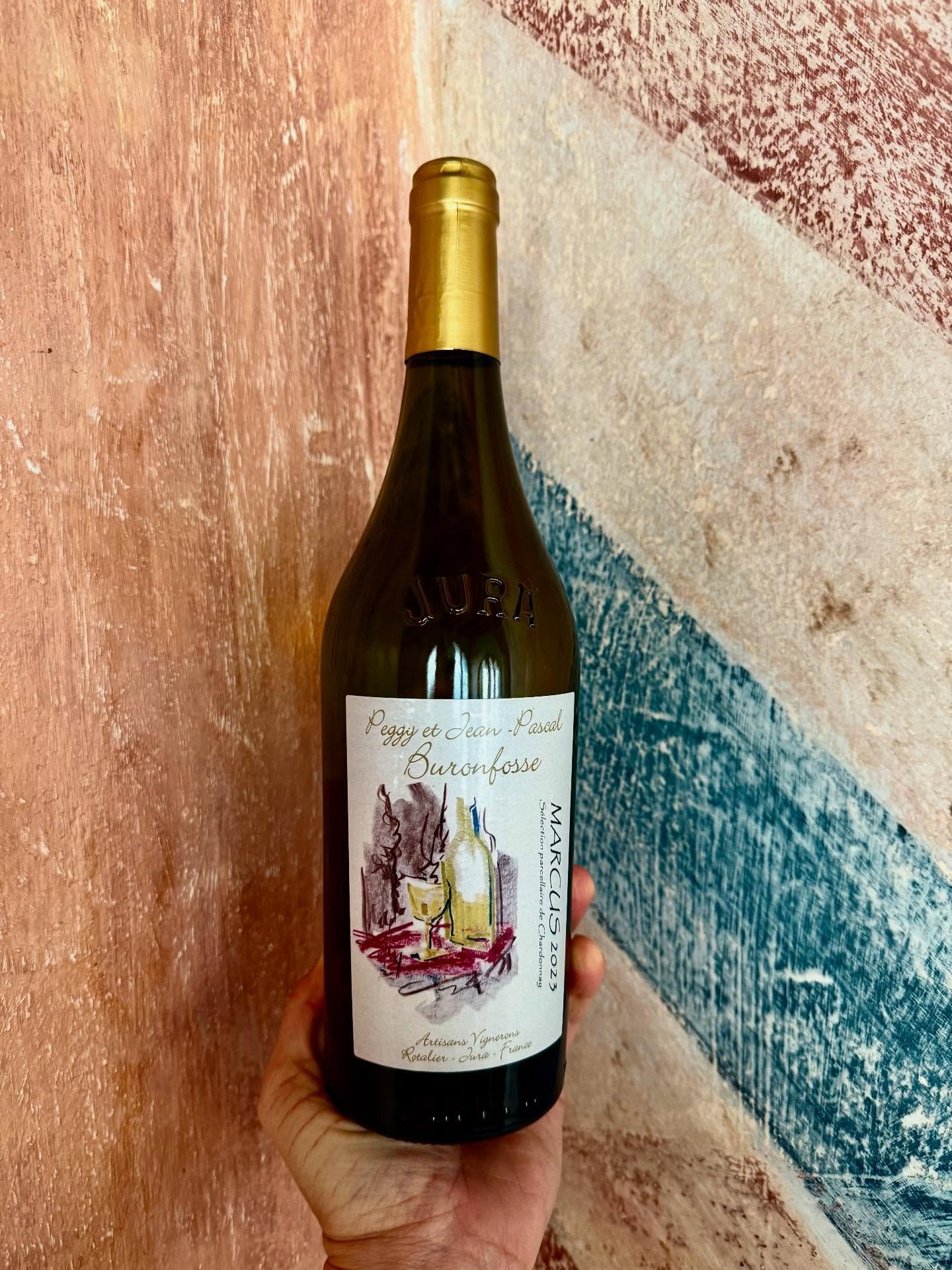 🧑🏼&zwj;🌾 Domaine Buronfosse
🇫🇷 Rotalier, Jura

Scuola Ganevat e Labet, vigne vecchie e una profonda conoscenza dei suoli, la scelta senza compromessi di lavorare con la natura invece che correggerla.
Ogni anno il ciclo ricomincia, ogni anno &egr