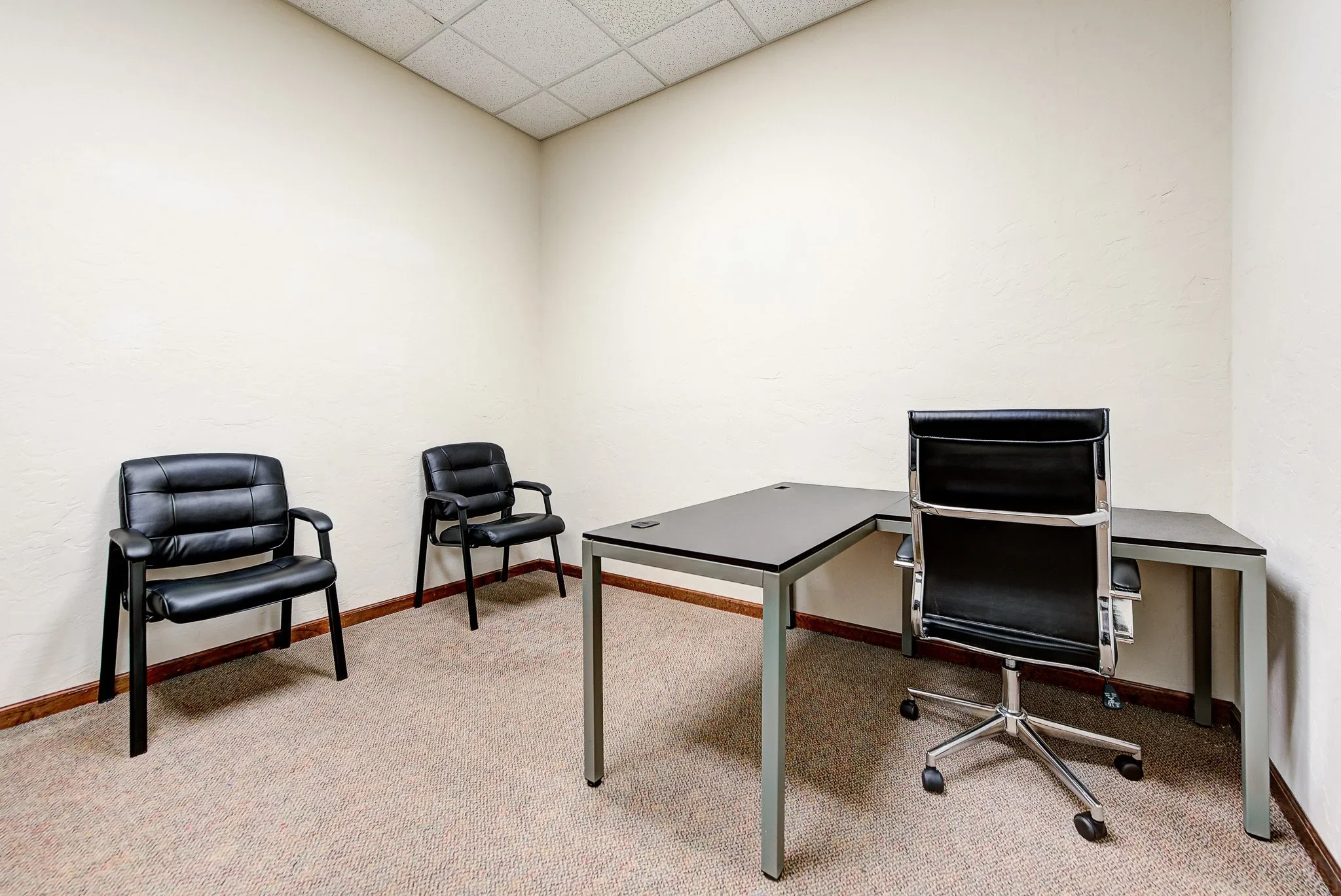 Large Office | Stiles Downtown