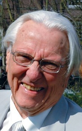 Photo of the Dutch economist and social philosopher Bob Goudzwaard