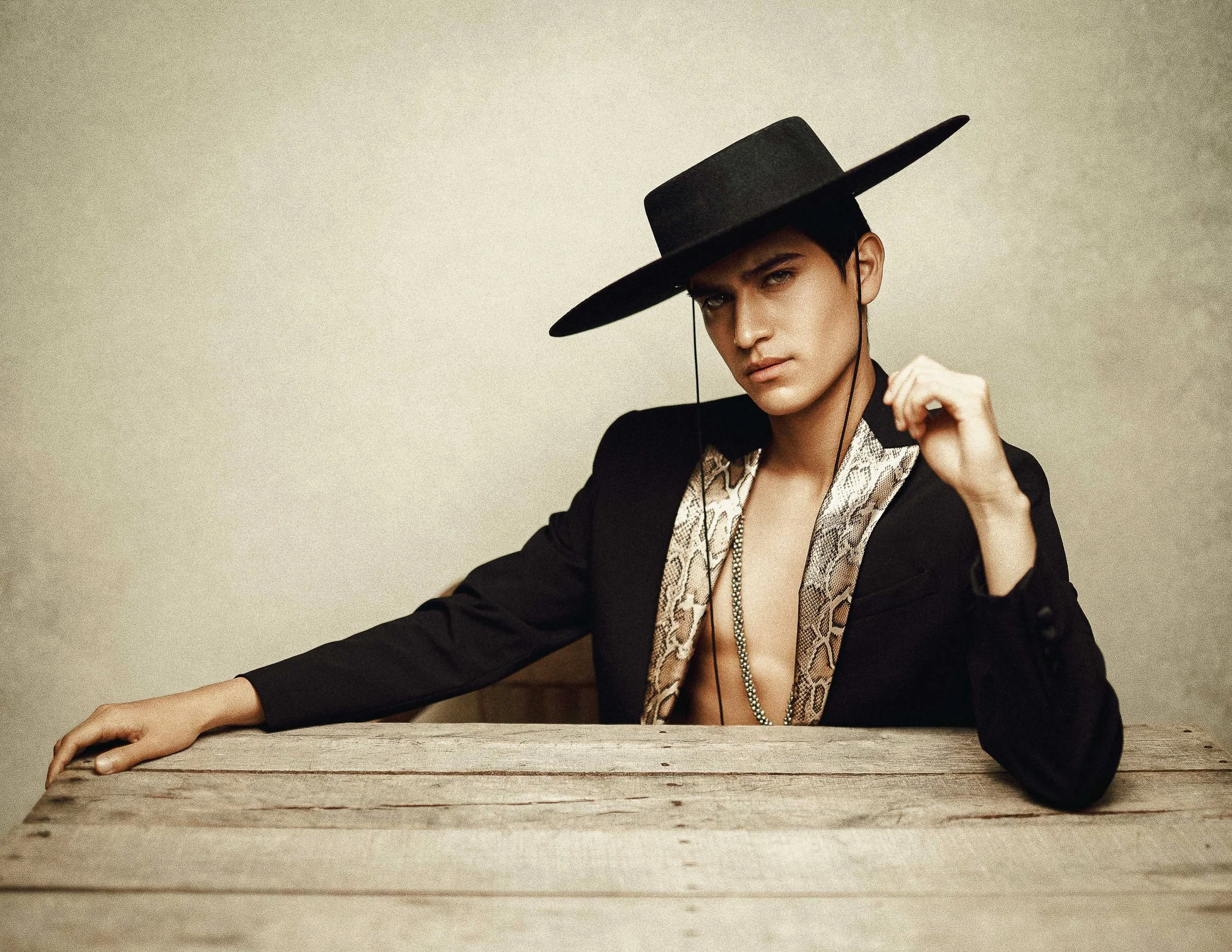 retrato-editorial-masculino-lima-peru-simon-diez.jpg