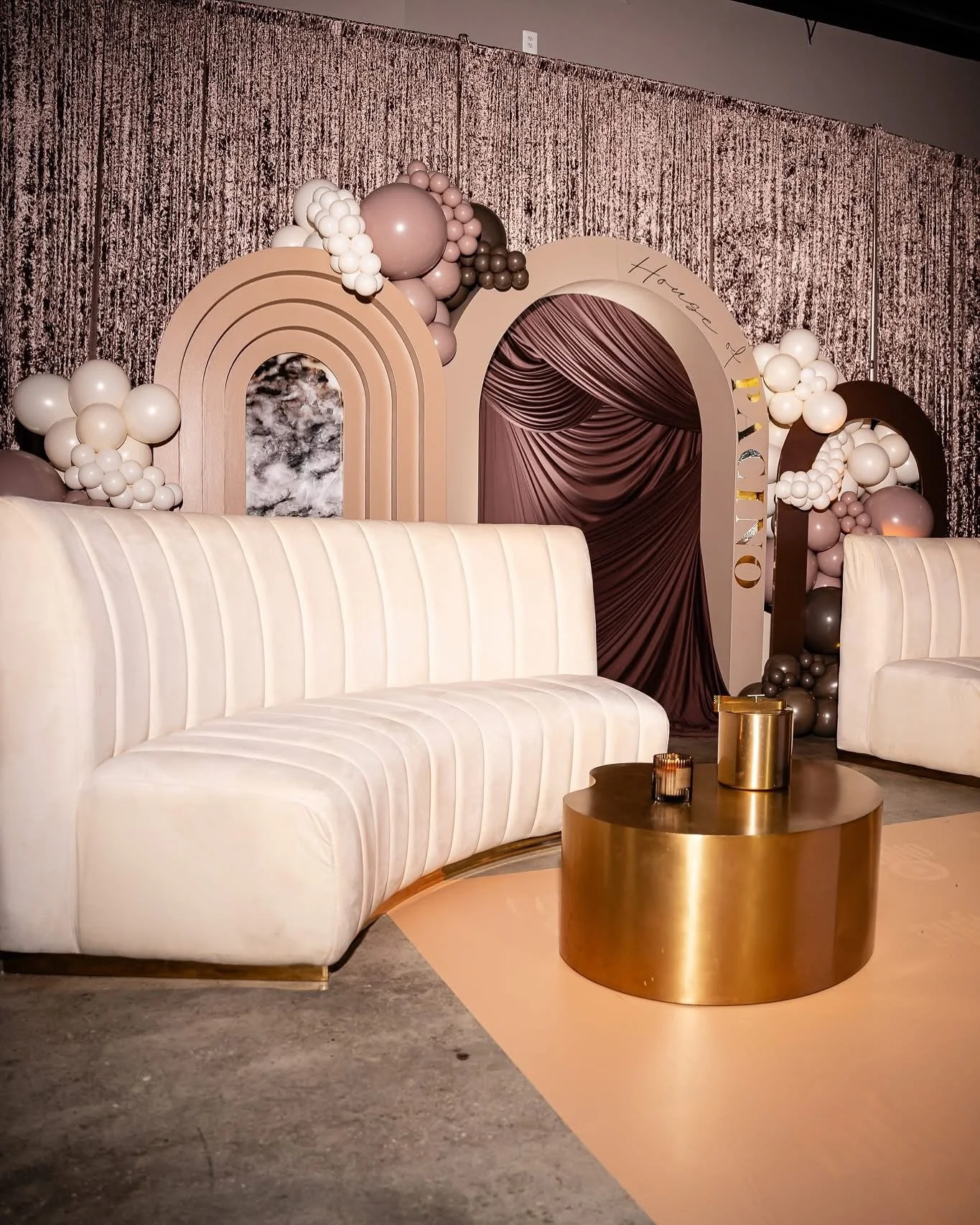 What makes a venue feel elevated?

✨ Lighting that softens the room and adds warmth
✨ Thoughtful details: rich textures, balloons, florals and layered decor
✨ Food setups that feel curated, not cluttered 
✨ Statement pieces that anchor the space
✨ A 