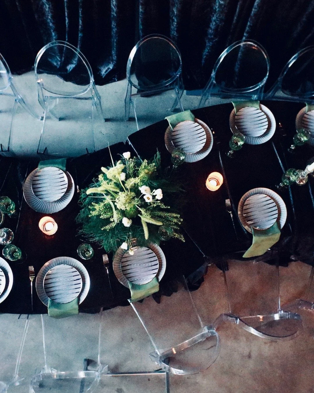 We designed Slate as a single event space with infinite possibilities.

Every detail at our luxury event venue was chosen to provide a versatile backdrop that can easily be customized to fit your vision. The glamorous elegance and carefully-selected 