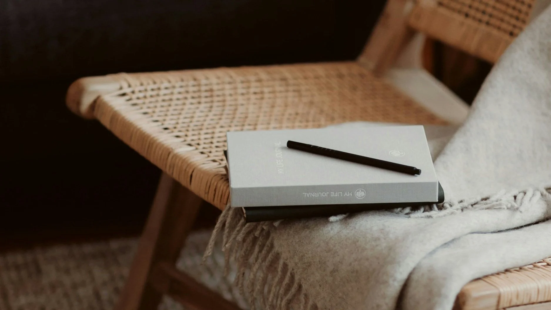 How to Journal Daily 15 Tips to Build a Journaling Habit