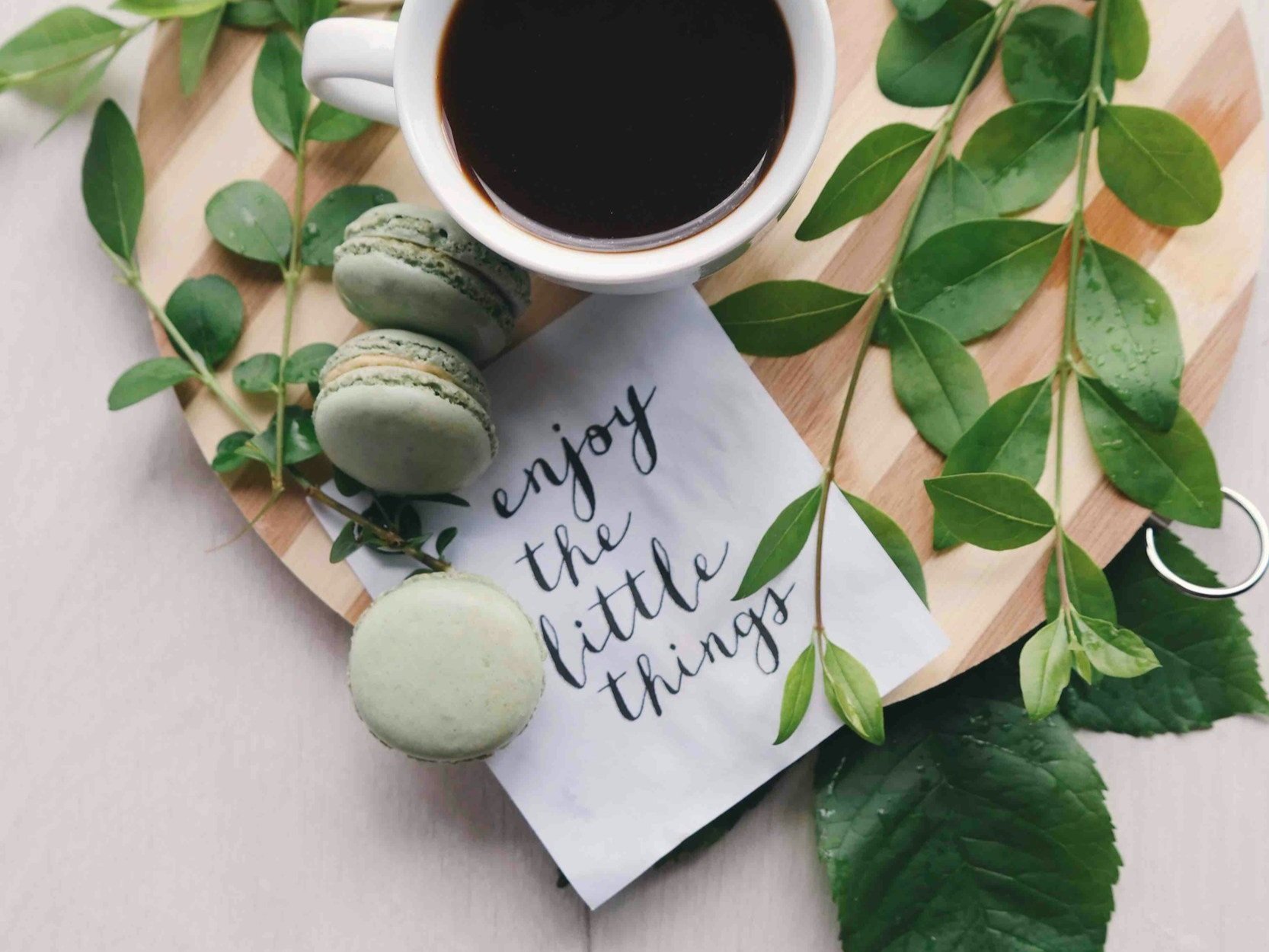 111 Gratitude Journal Prompts for Every Mood