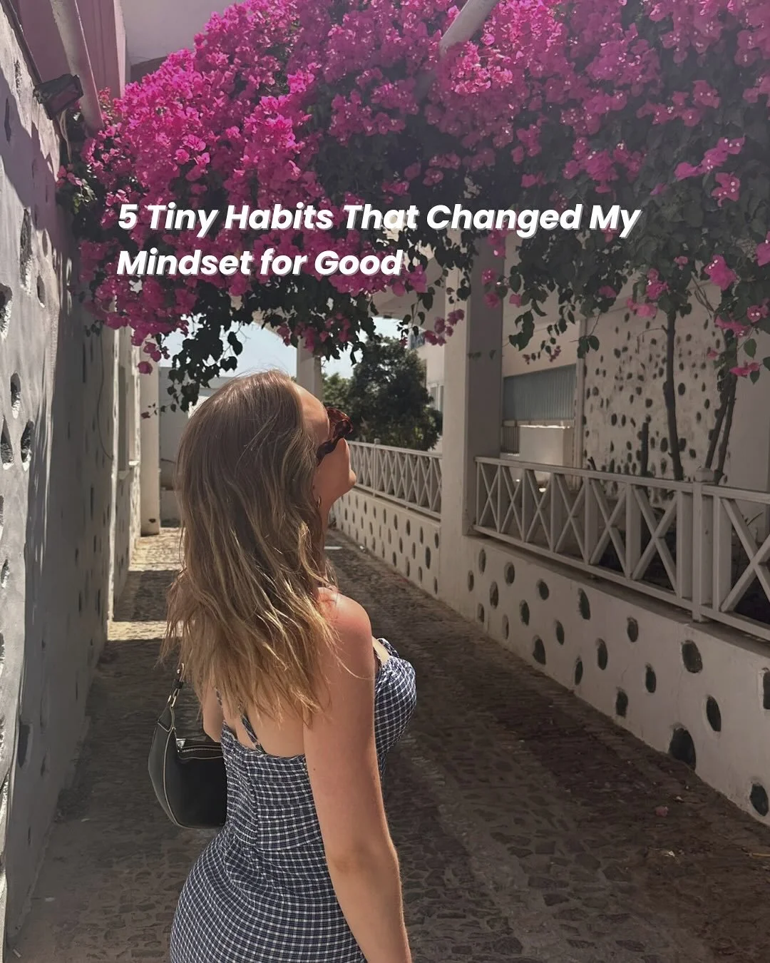 Healthy habits don&rsquo;t don&rsquo;t stop at daily workouts and green juices 🥤 🏋🏼&zwj;♀️

Here are 5 tiny habits that changed my mindset to one that aligns with my higher self ✨

Have you ever considered creating a habit stack for your mind? ⬇️?