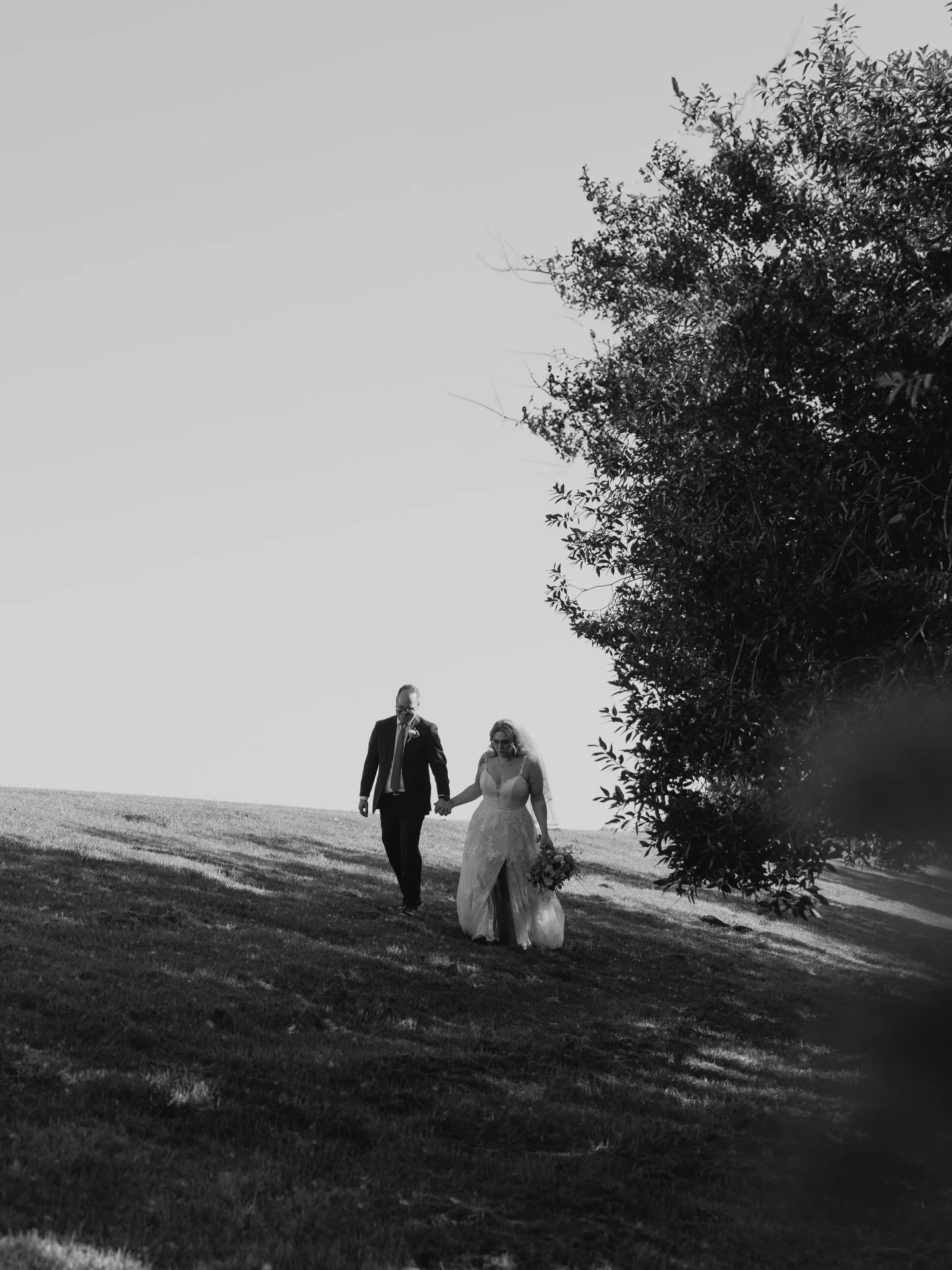 Some lovely b&amp;w&rsquo;s from l&amp;m&rsquo;s wedding 🩵