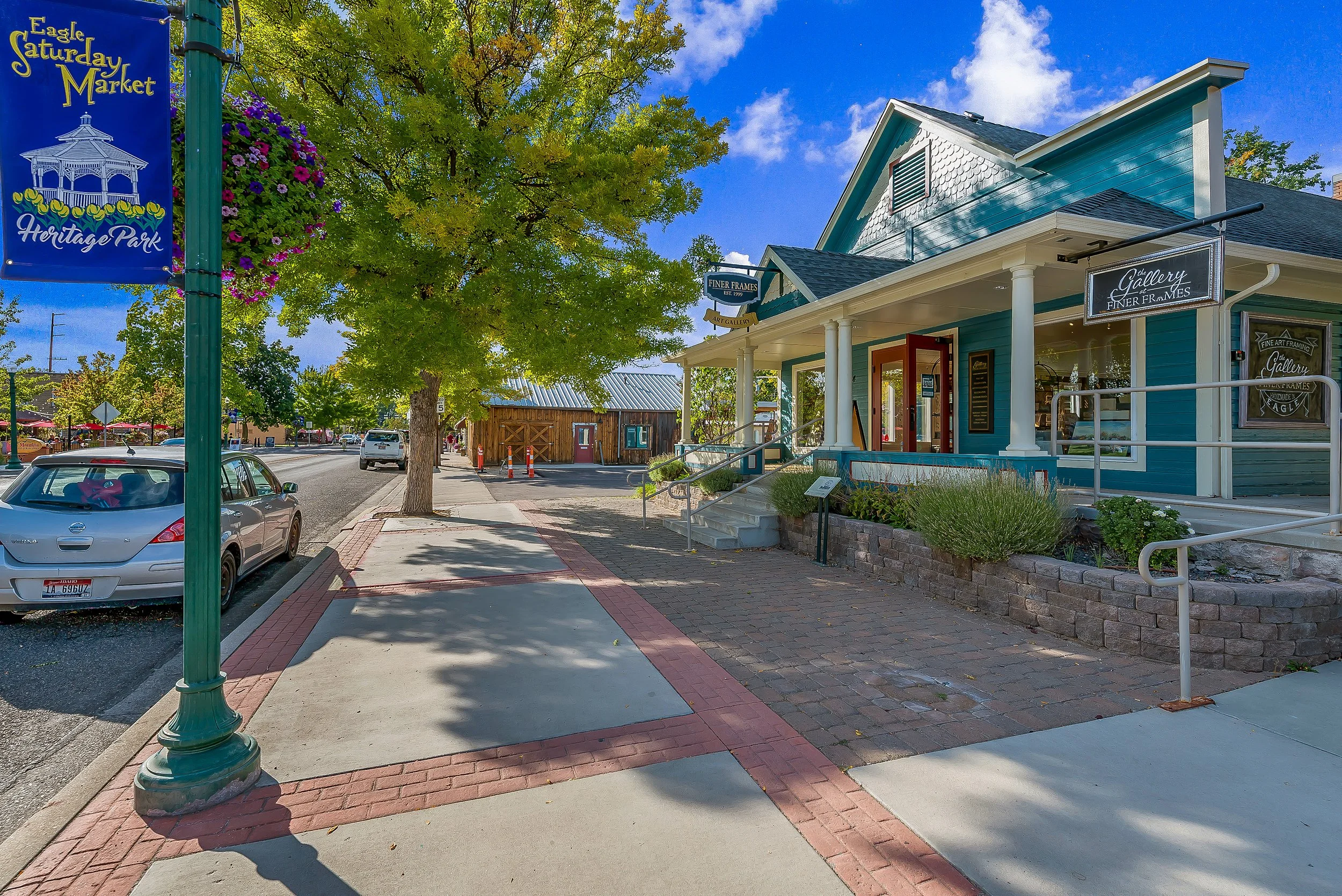 A Guide to Living Near Downtown Eagle