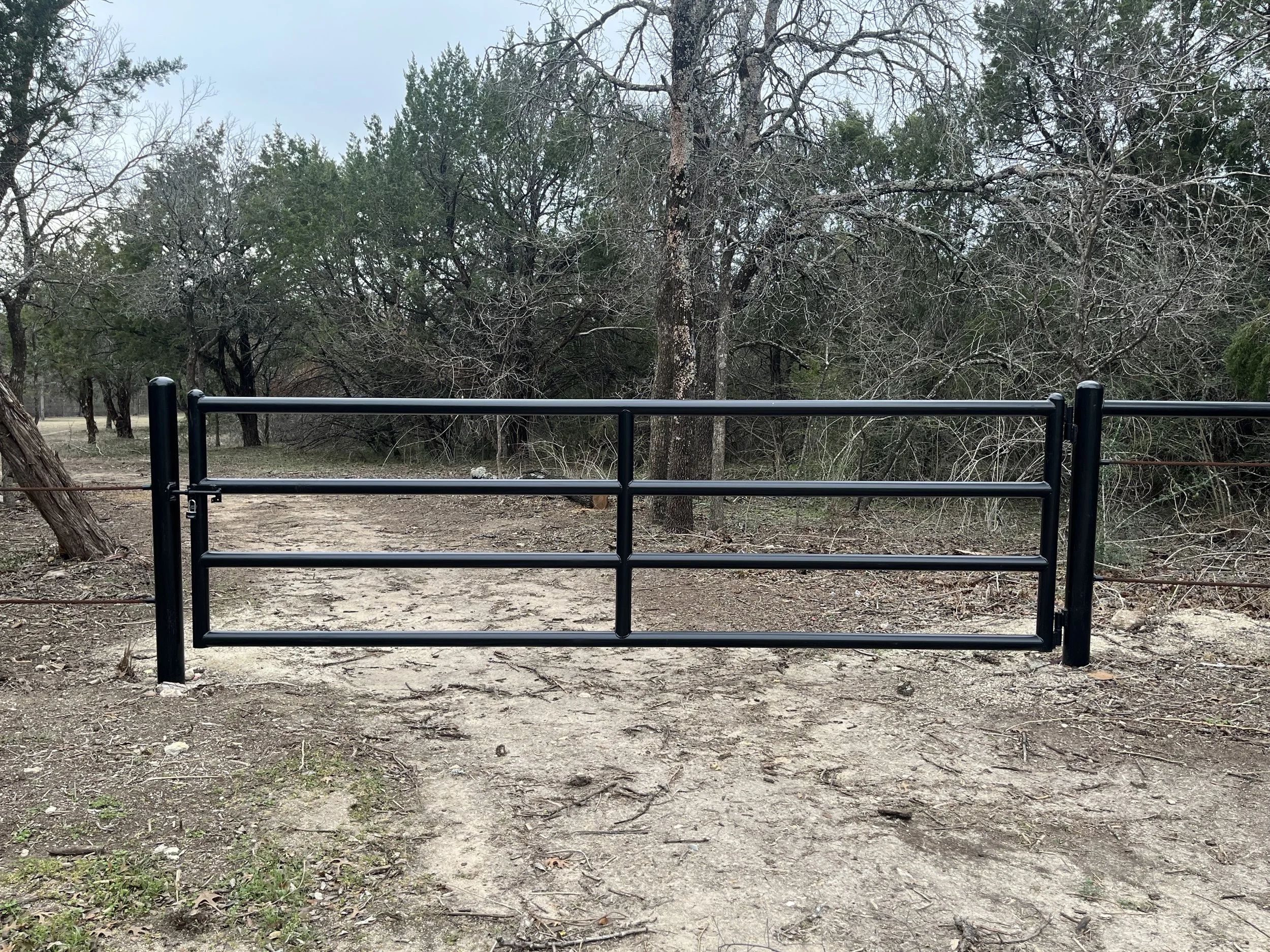 Farm-Ranch-Pipe-Gate.JPG