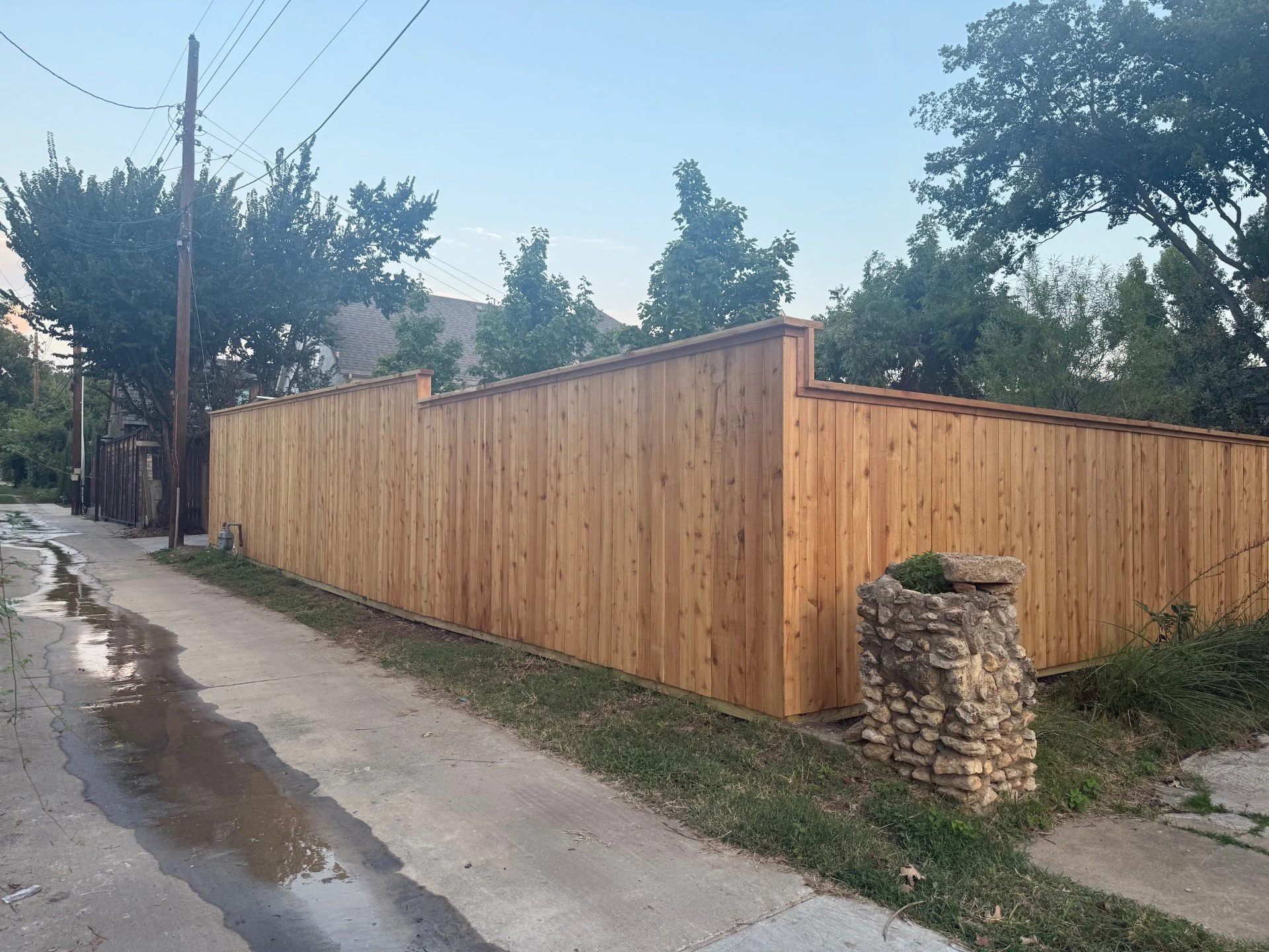 Residential Cap and Trim Fence with step.jpg