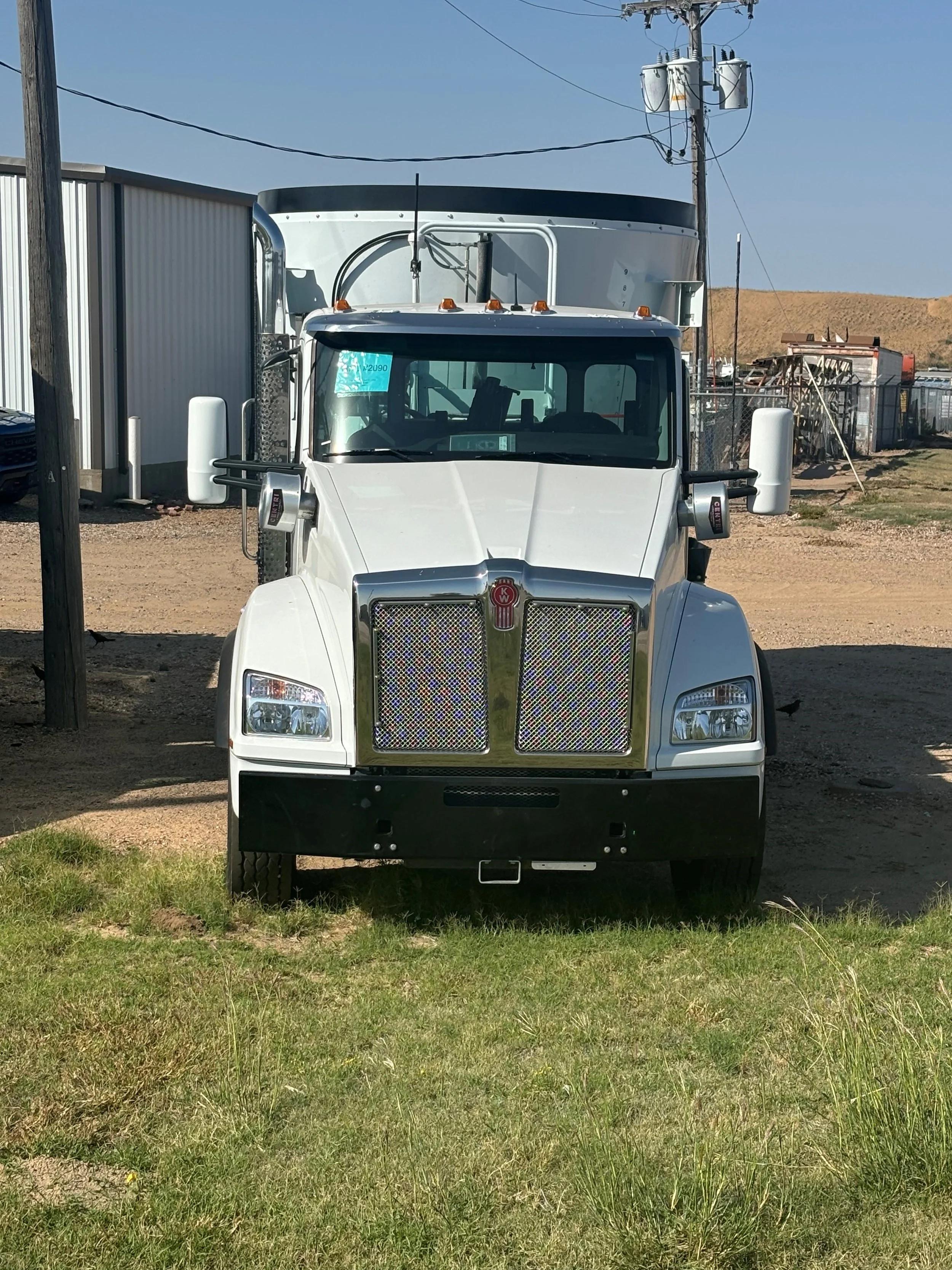 #2090 2024 Kenworth T880 w/ New VT 1200 Laird 