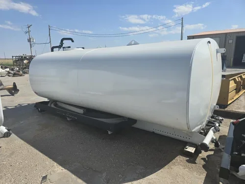 #1997 Curry Supply 4000 Gallon Water tank