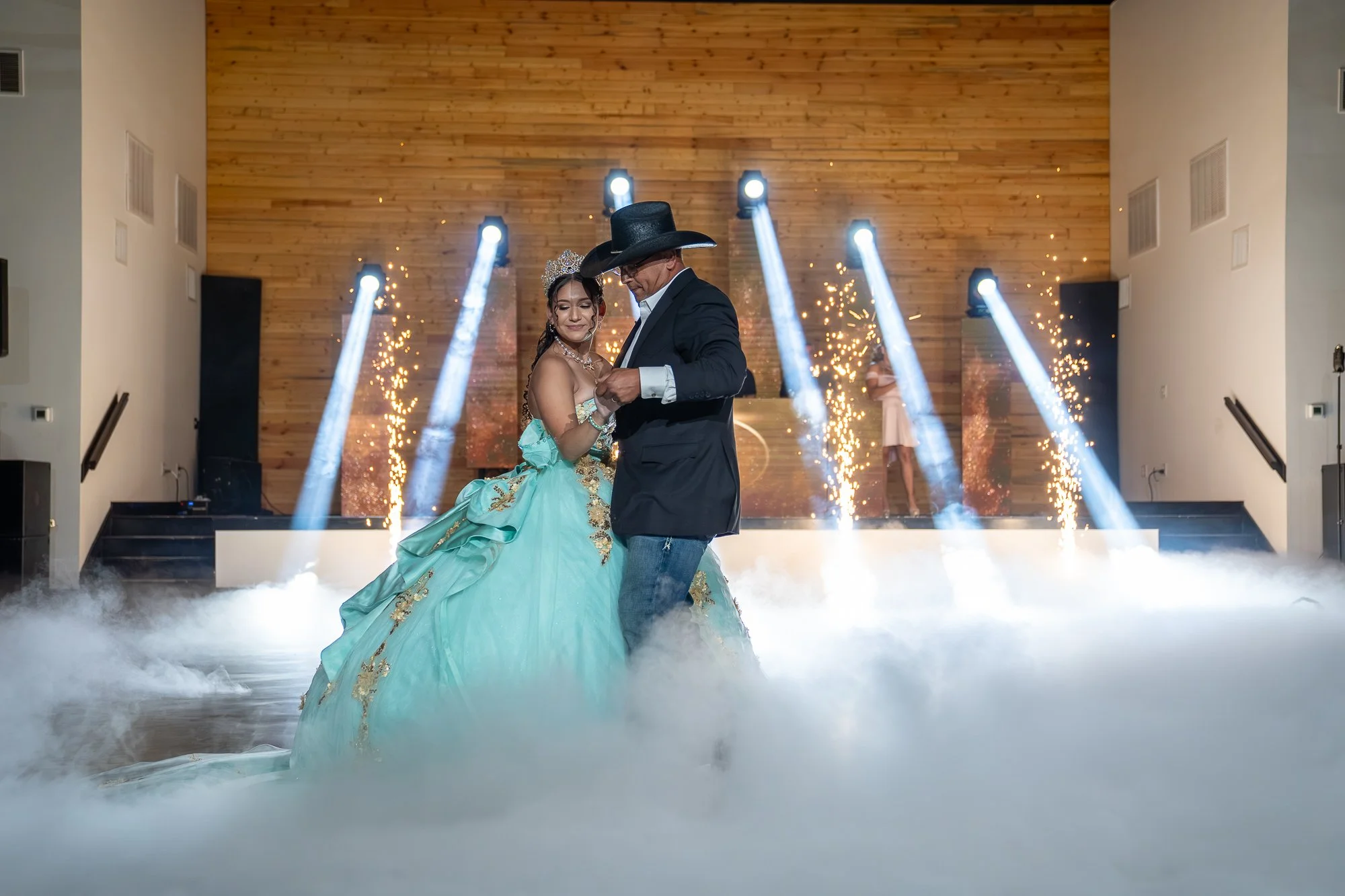 Screen Valerie-214.jpg