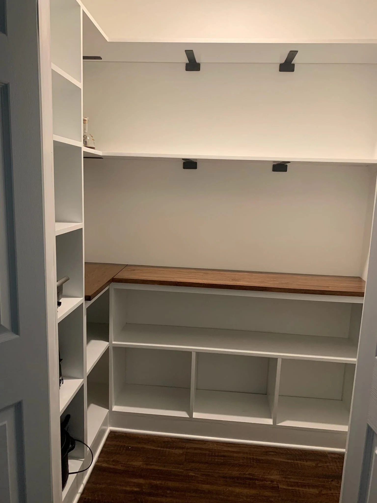 closet1.jpg