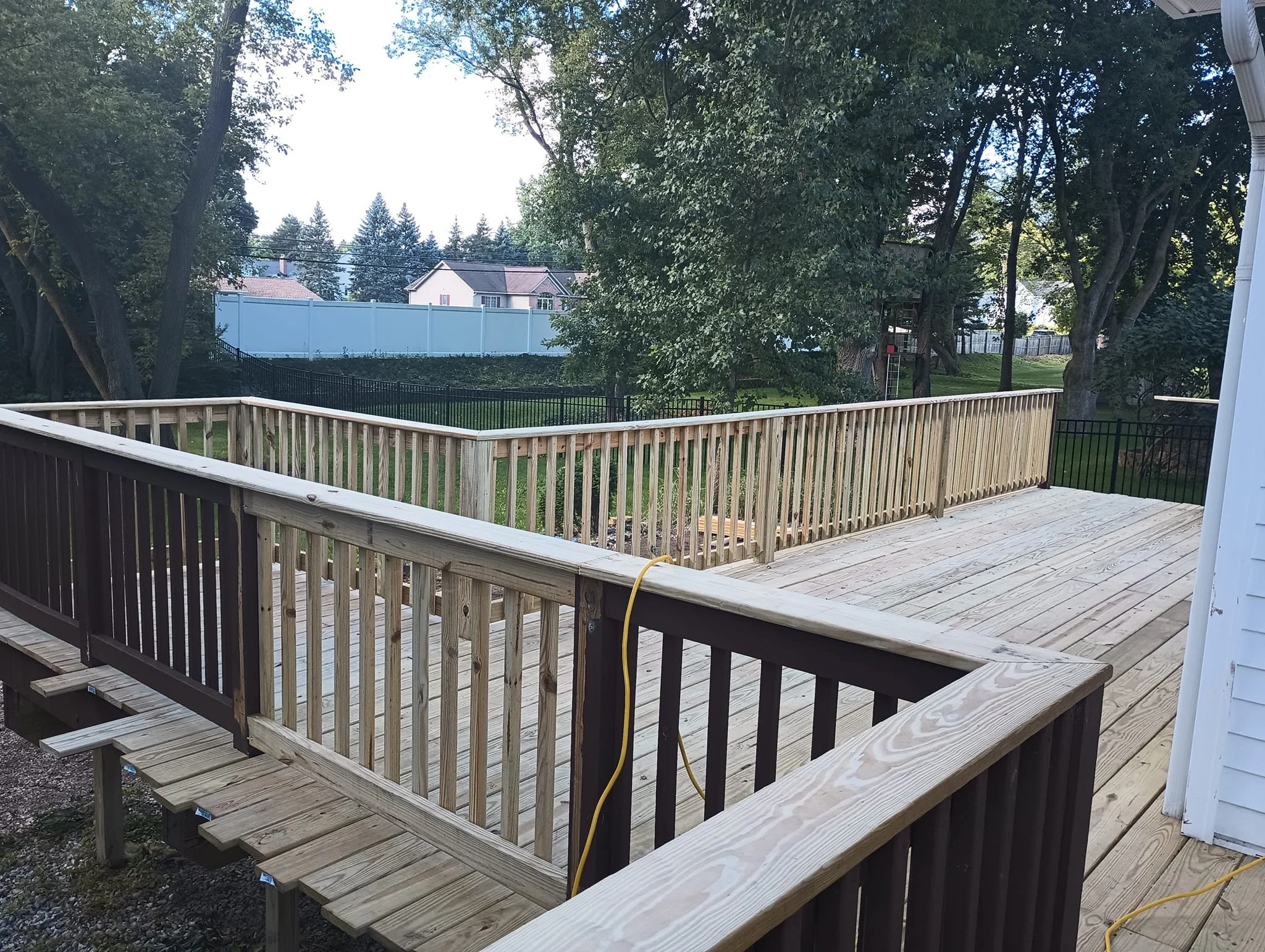 deck8.jpg