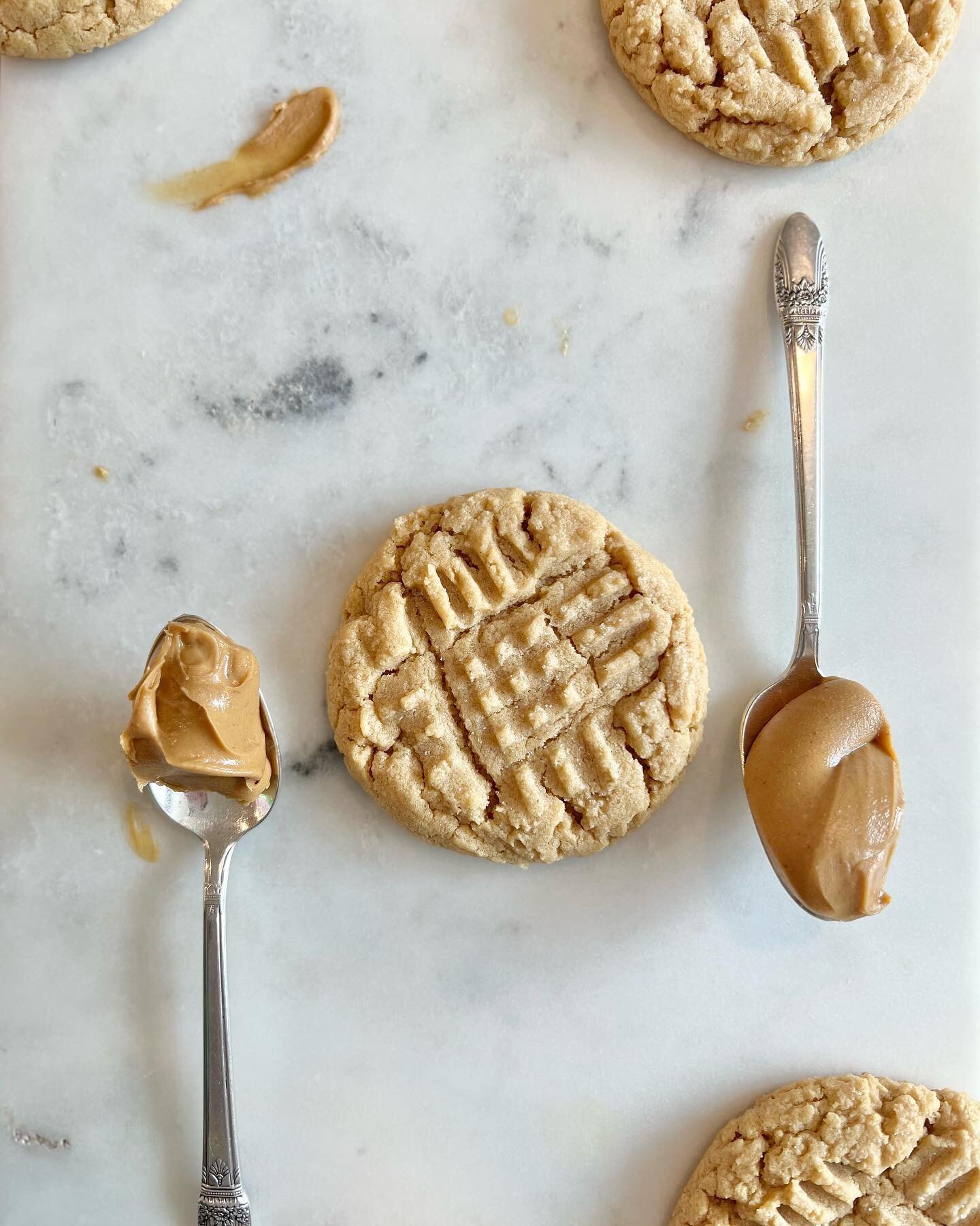 TGIF! I&rsquo;m celebrating with peanut butter cookies🥜
#cakeforthoughtbakery #baking #tgif #peanutbutter #cookies