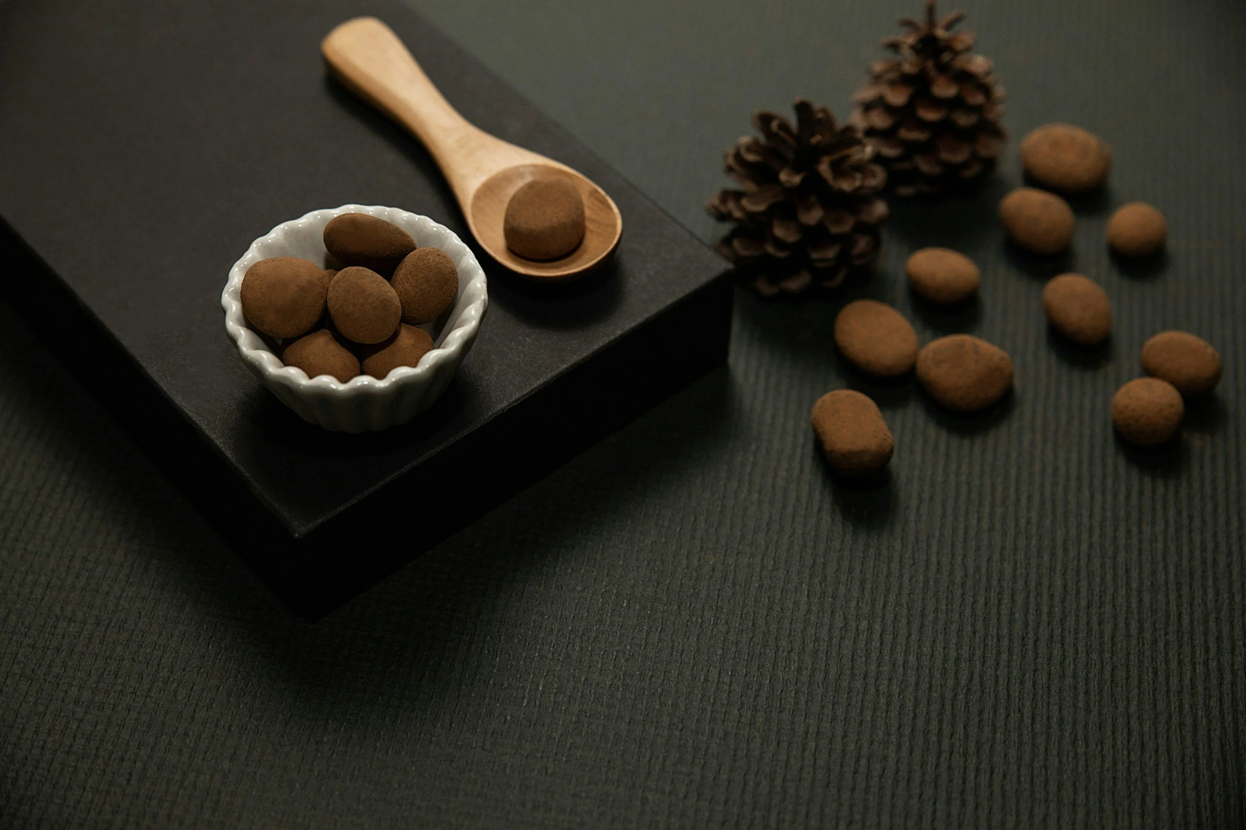 How to Eat for Your Menstrual Cycle During the Festive Season