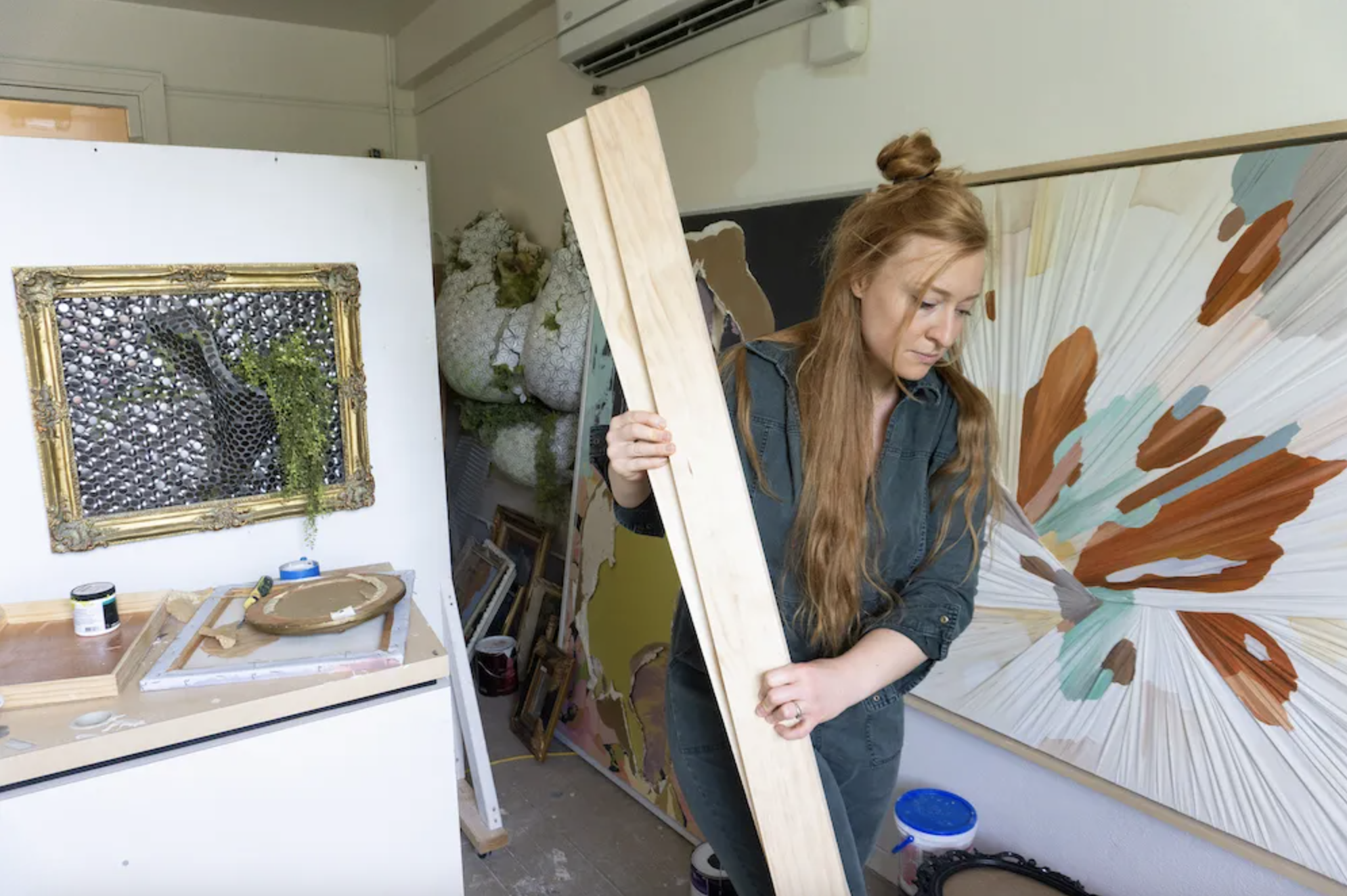 Artist Carrie Gillen at work.