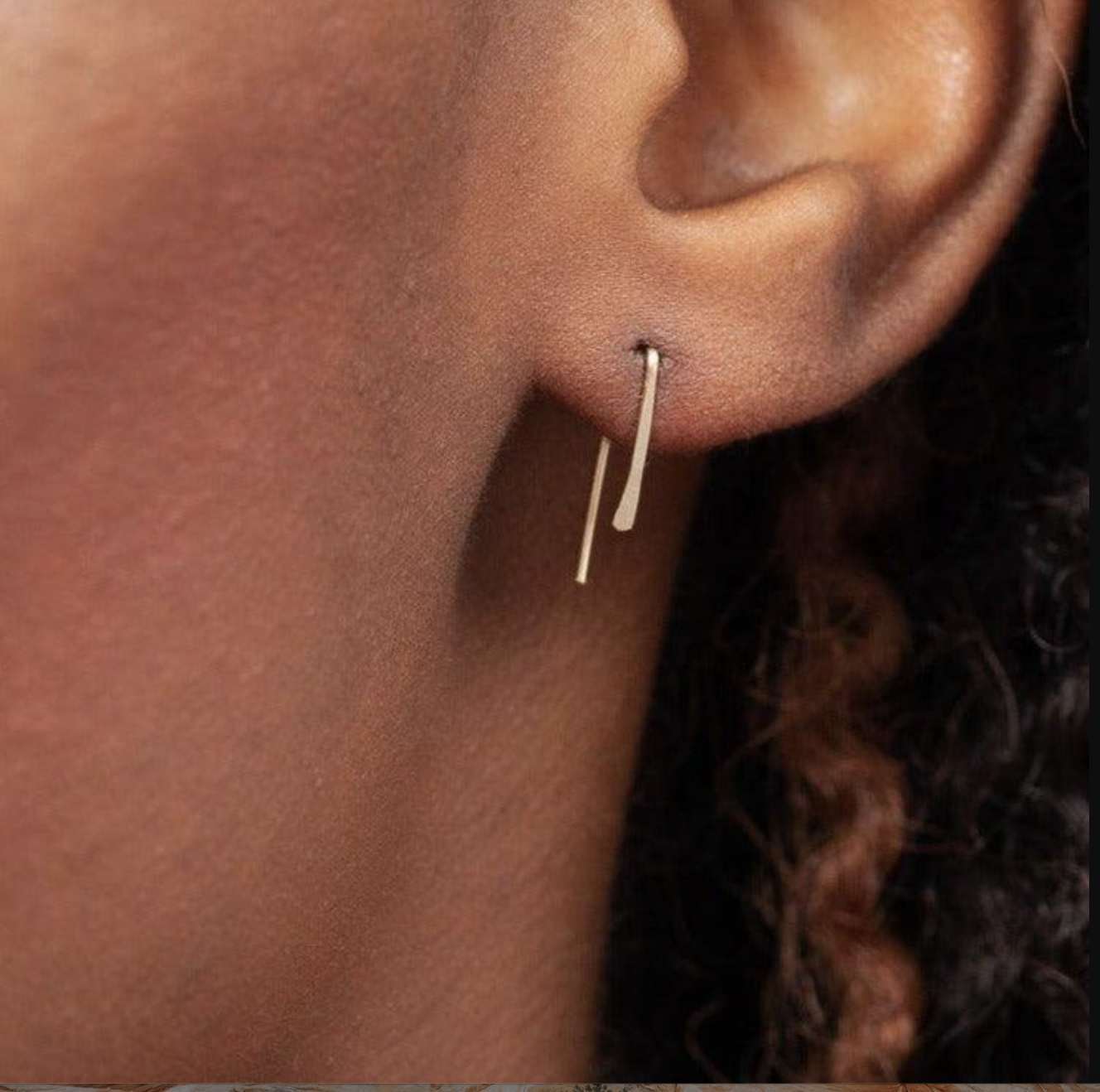 Indra Staple Threader Earrings in Gold