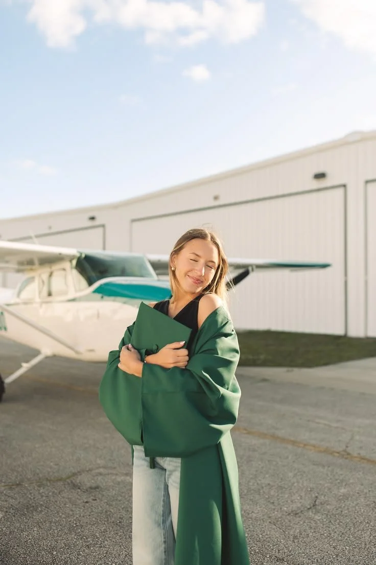Hug your diploma close to your chest like this is the moment it finally feels real. Close your eyes for one shot, then open them and give me a soft proud smile
Take a slow breath in, squeeze the diploma gently, then relax into the smile.”