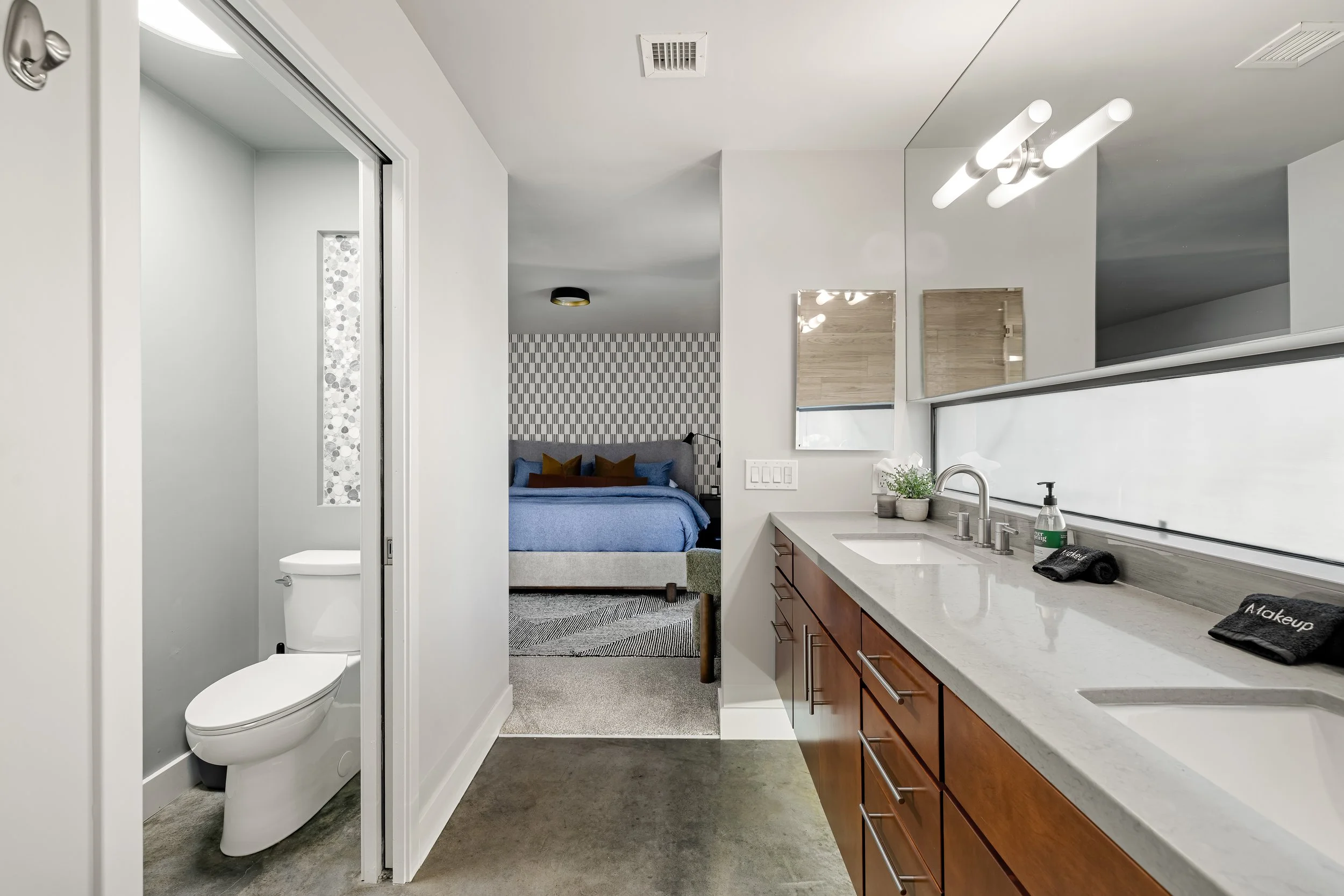 514 W Mariposa_18.jpg