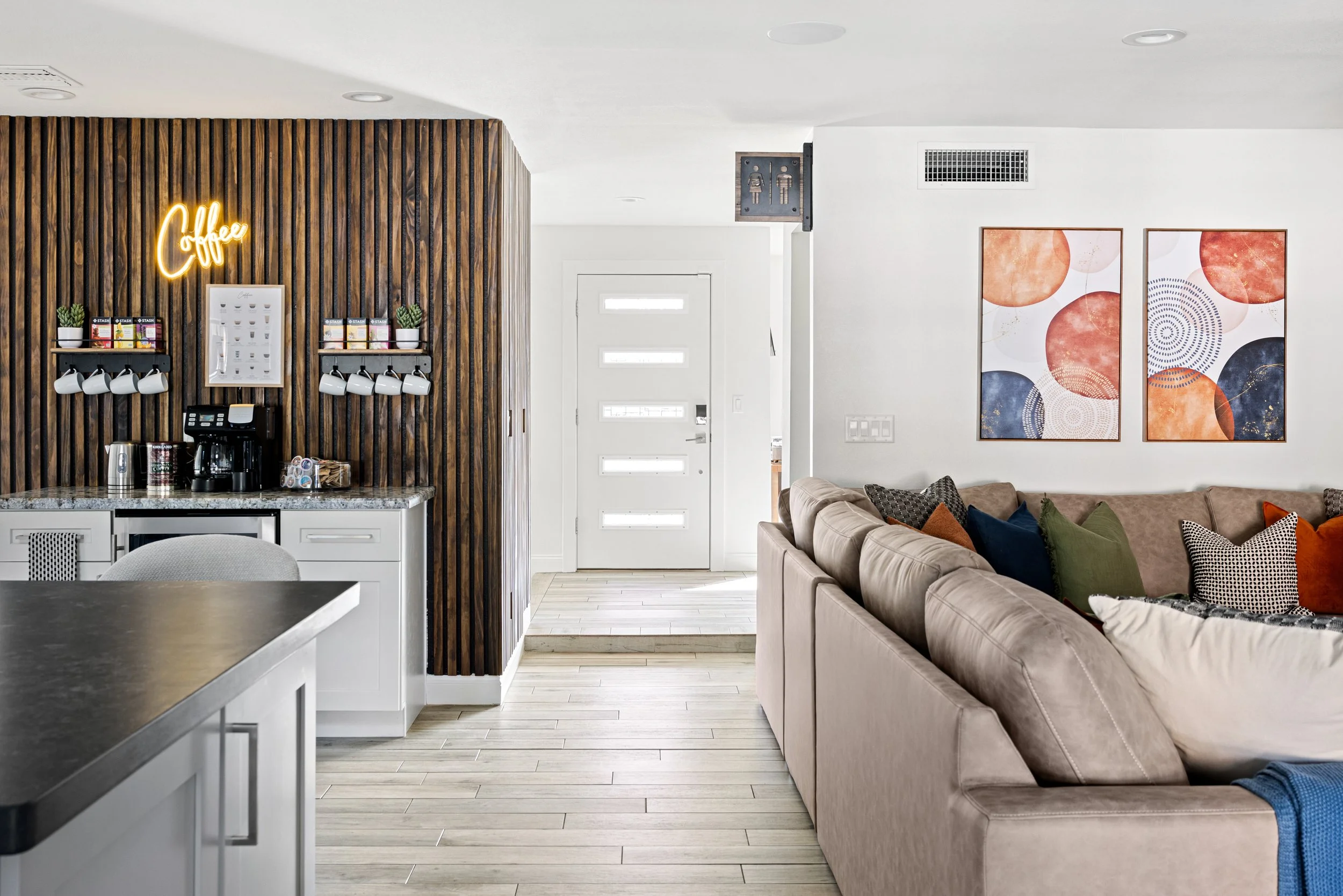 6252 E Evans _16.jpg