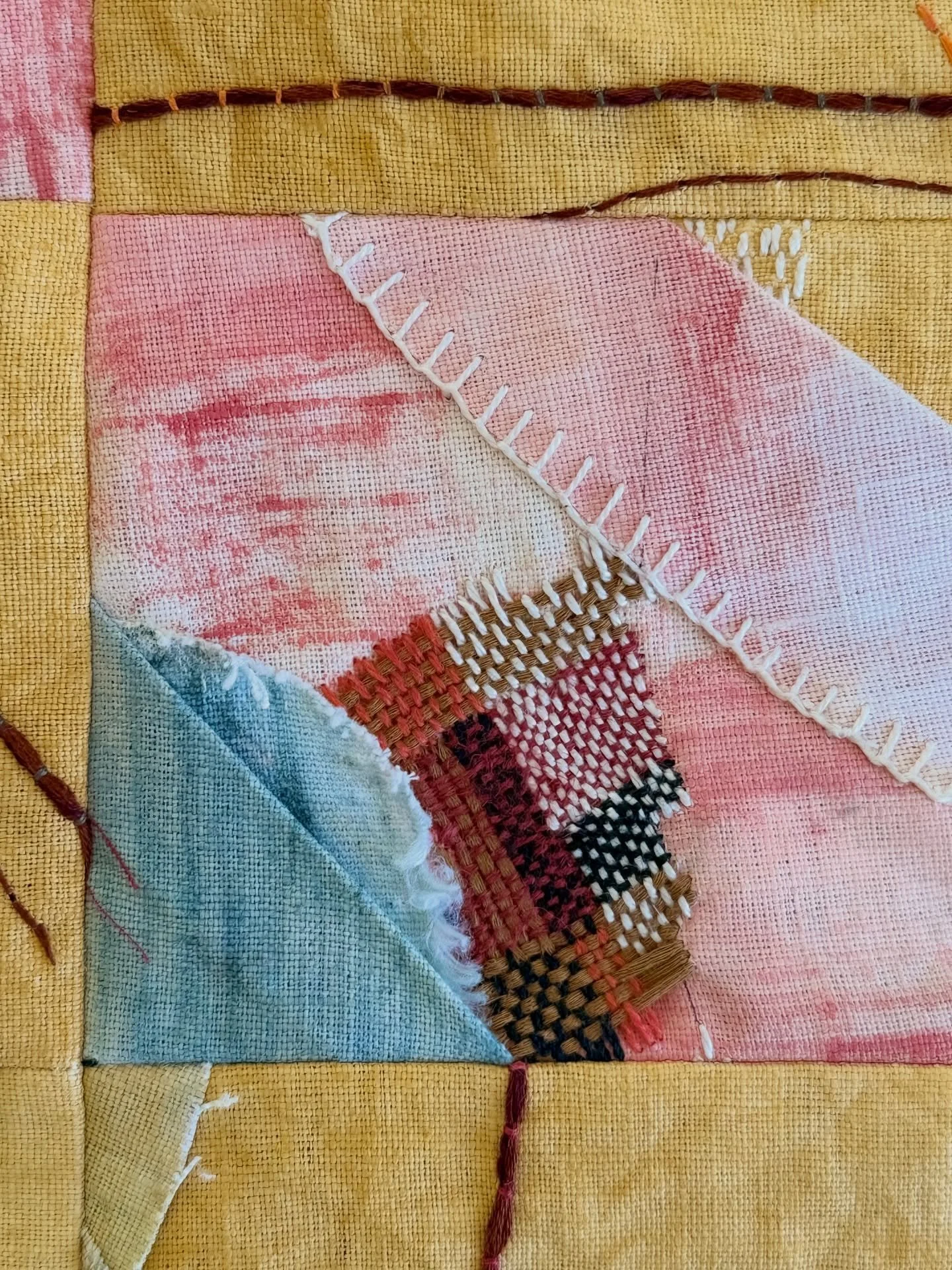 We cut things up and sew them back together again ✌️ day 2 of @fleurwoodsart annual stitch retreat at @green.door.studios.workshops