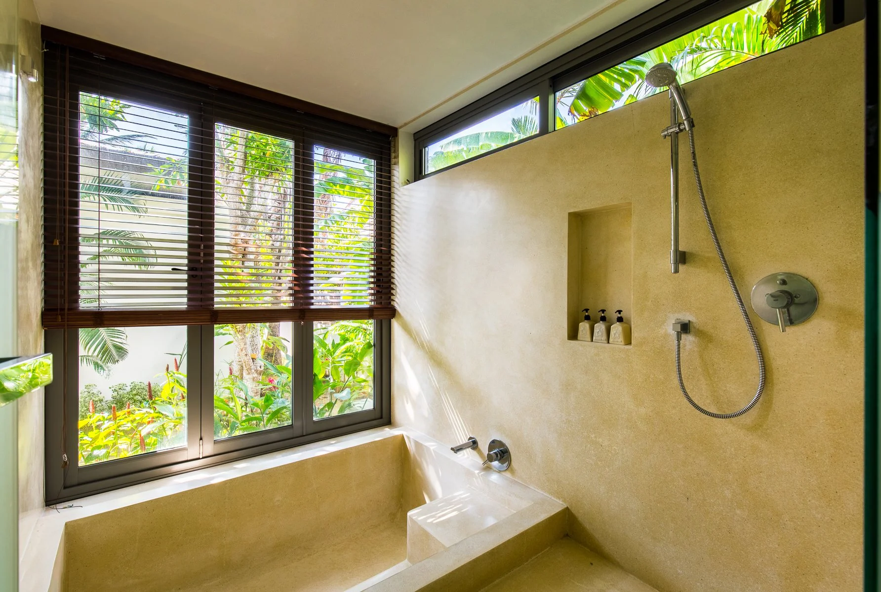 21_BaanAsan_Bathroom.jpg