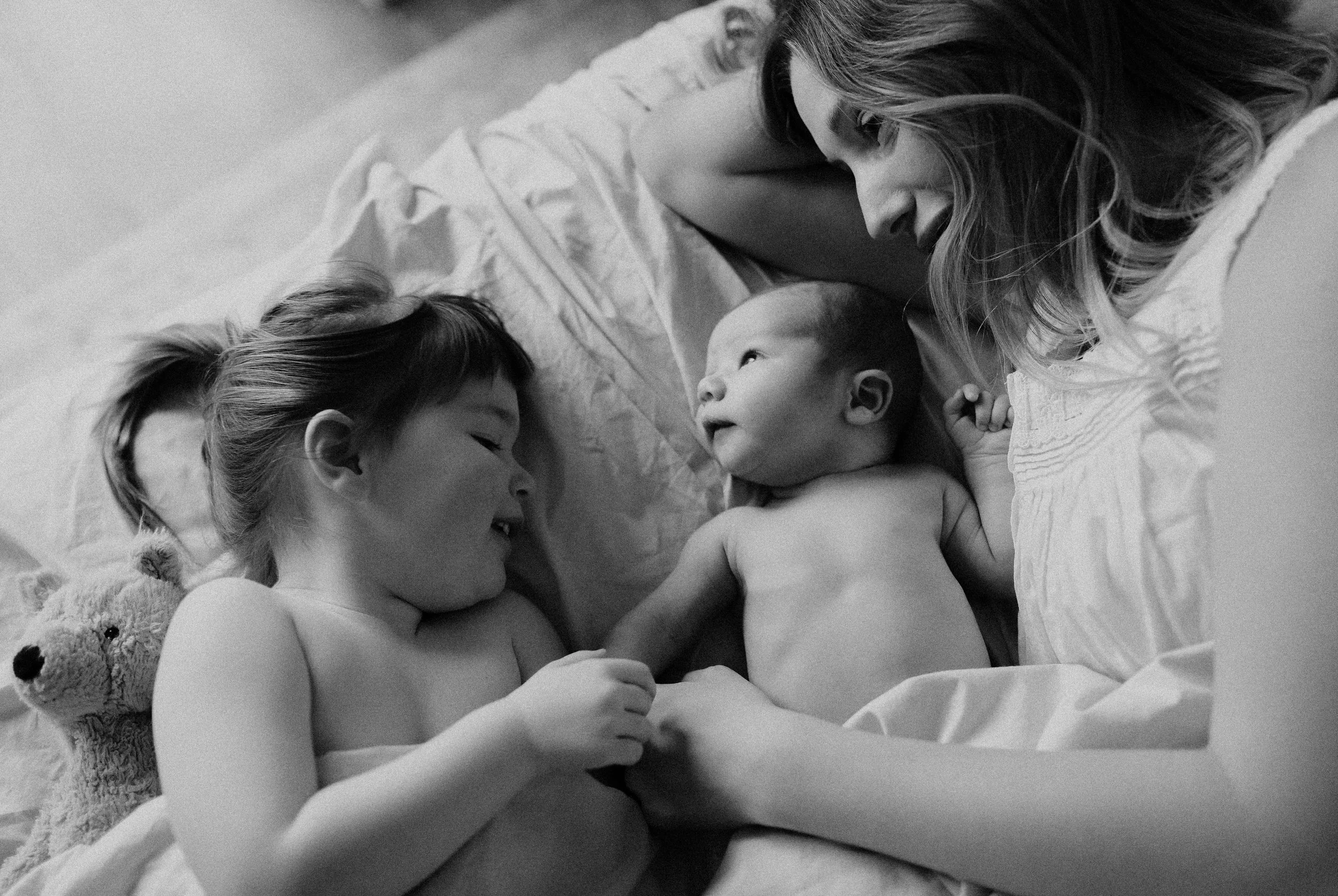 What Is an At-Home Lifestyle Newborn Session (and Is It Right for You?)