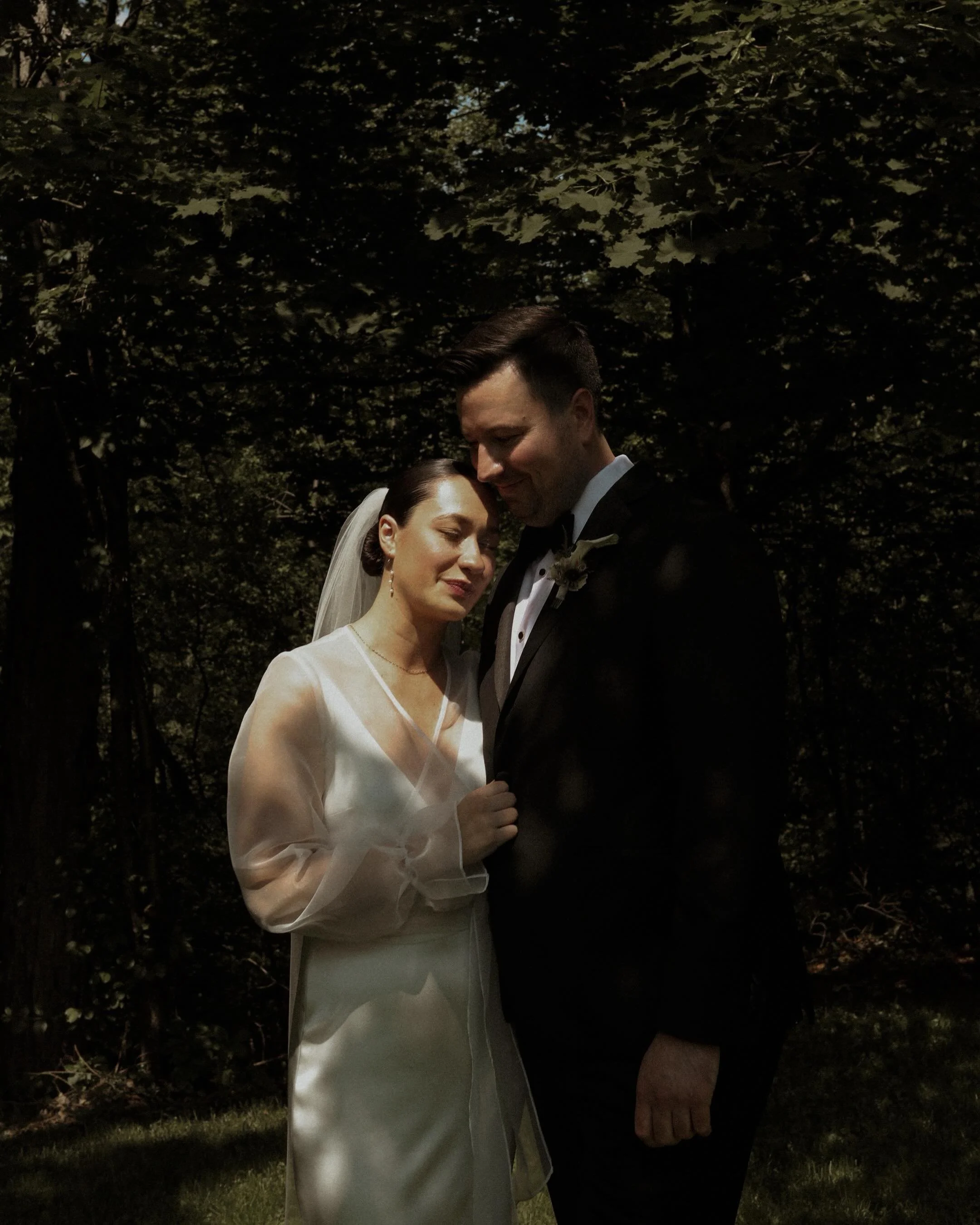 Finally sharing a few moments from this beautiful day I had the joy of capturing alongside @catherinegocephoto for my lovely @kat.arndtphotography last June 🤍

It&rsquo;s hard to put into words just how special it was to witness these two step into 