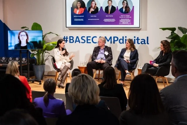 Mittel (Panel unten).jpeg