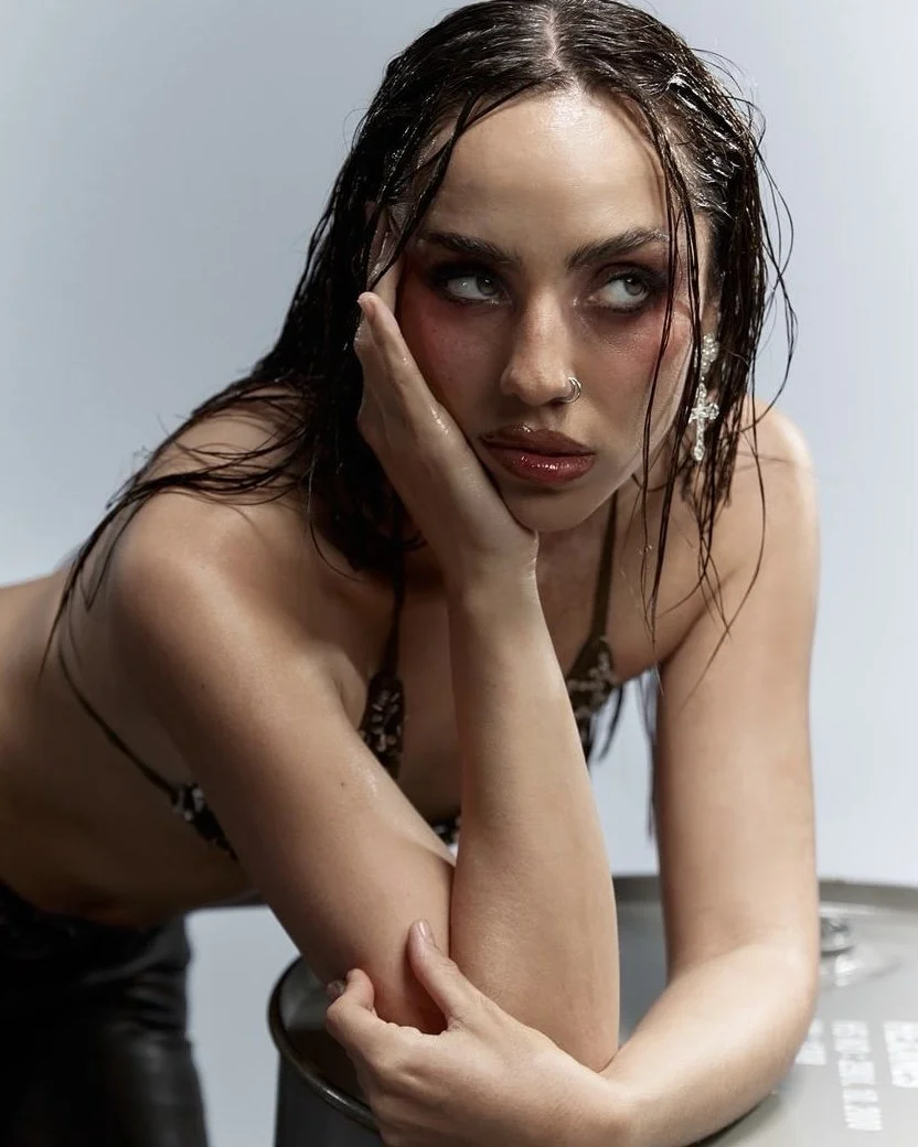 Makeup for Model Katherine Leeha
Shot by Jess Wharehinga 