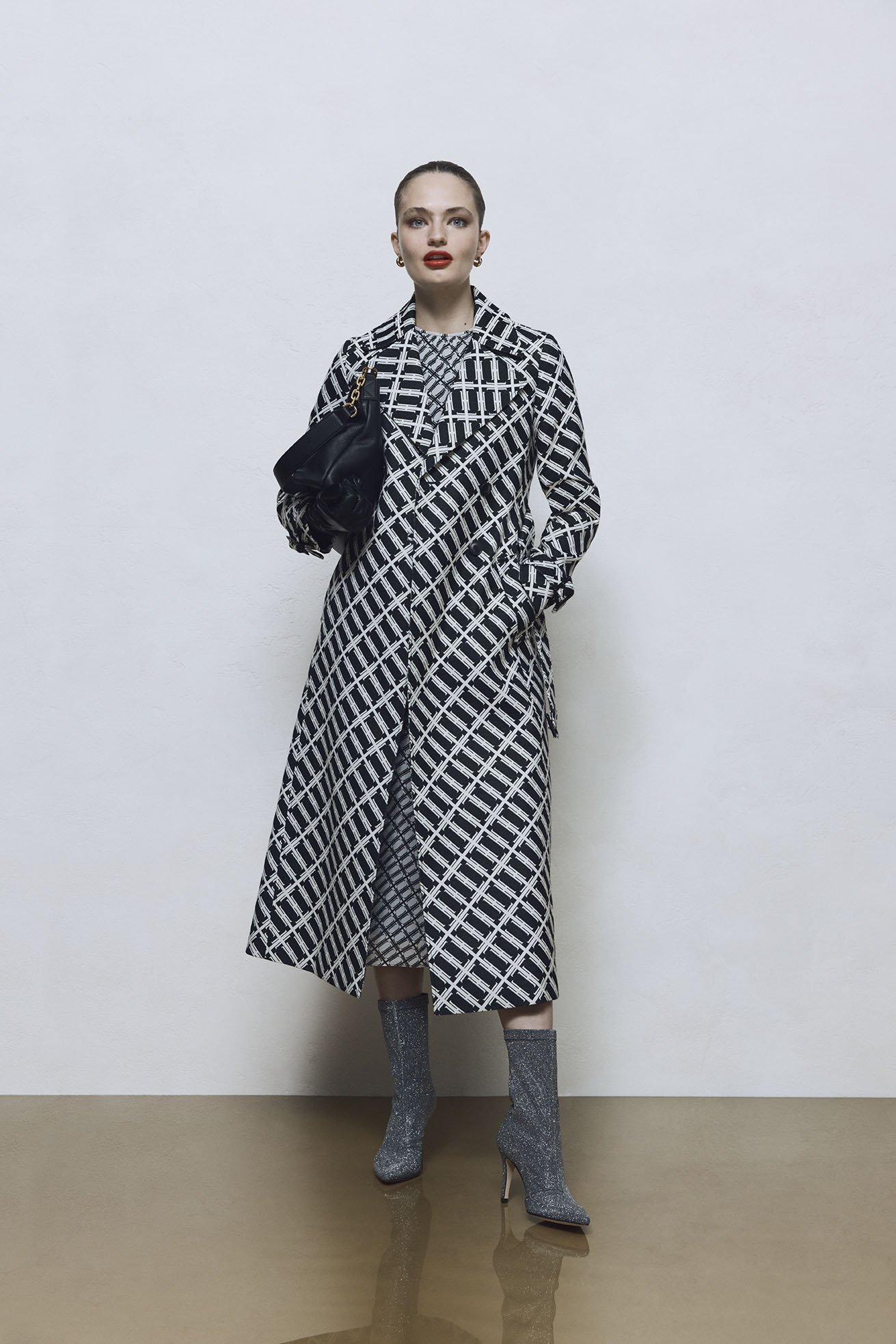 HOBBS_AW23_PRESS12_082f2.jpg