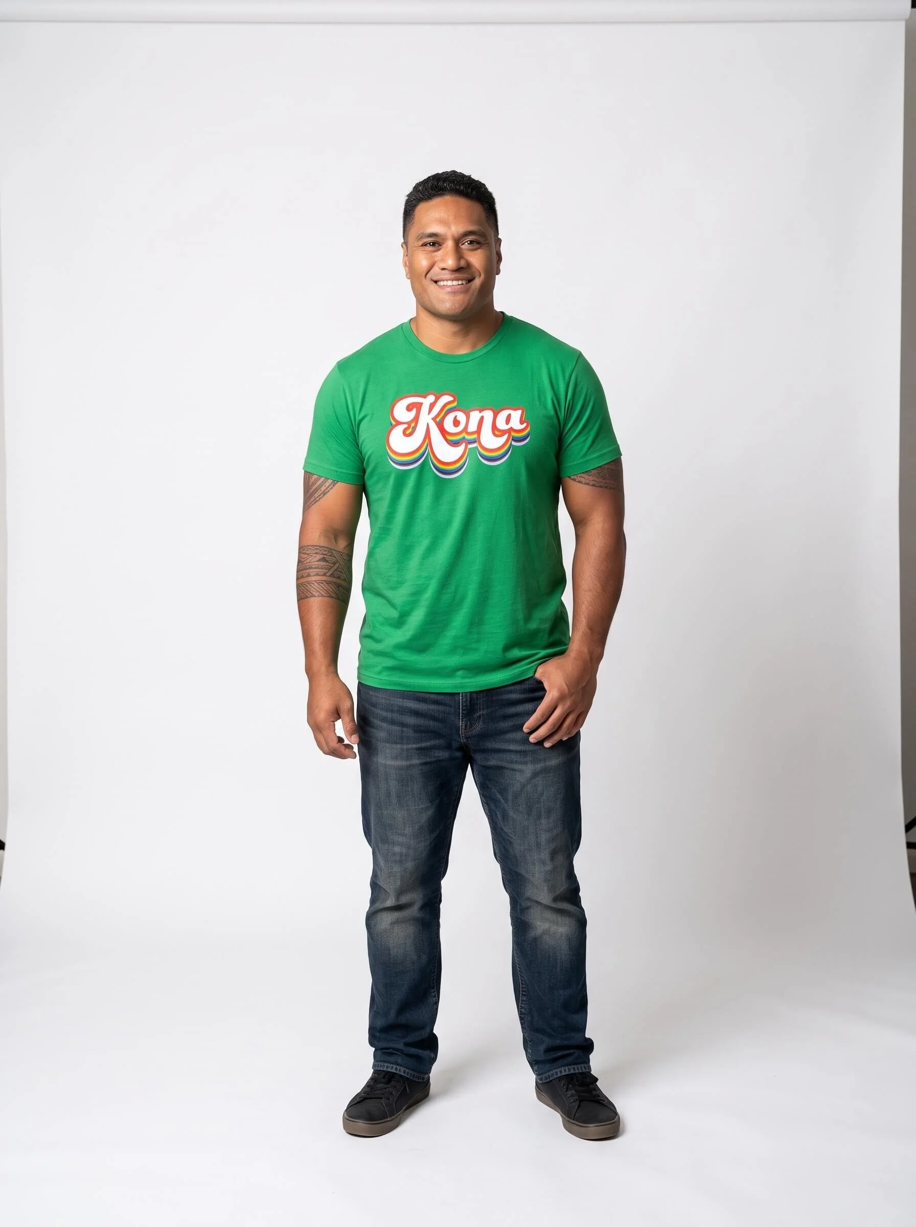 Man_wearing_green_t-shirt_2K_20261022140153-2.jpg